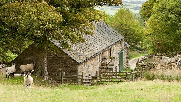 The exterior of Dalehead Bunkhouse, Derbyshire