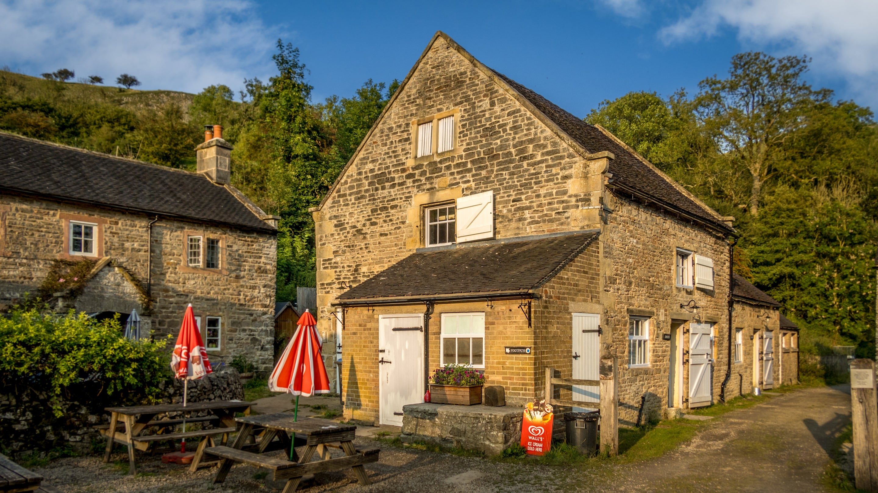 Darfar, Redhurst and the neighbouring café and buildings, Derbyshire