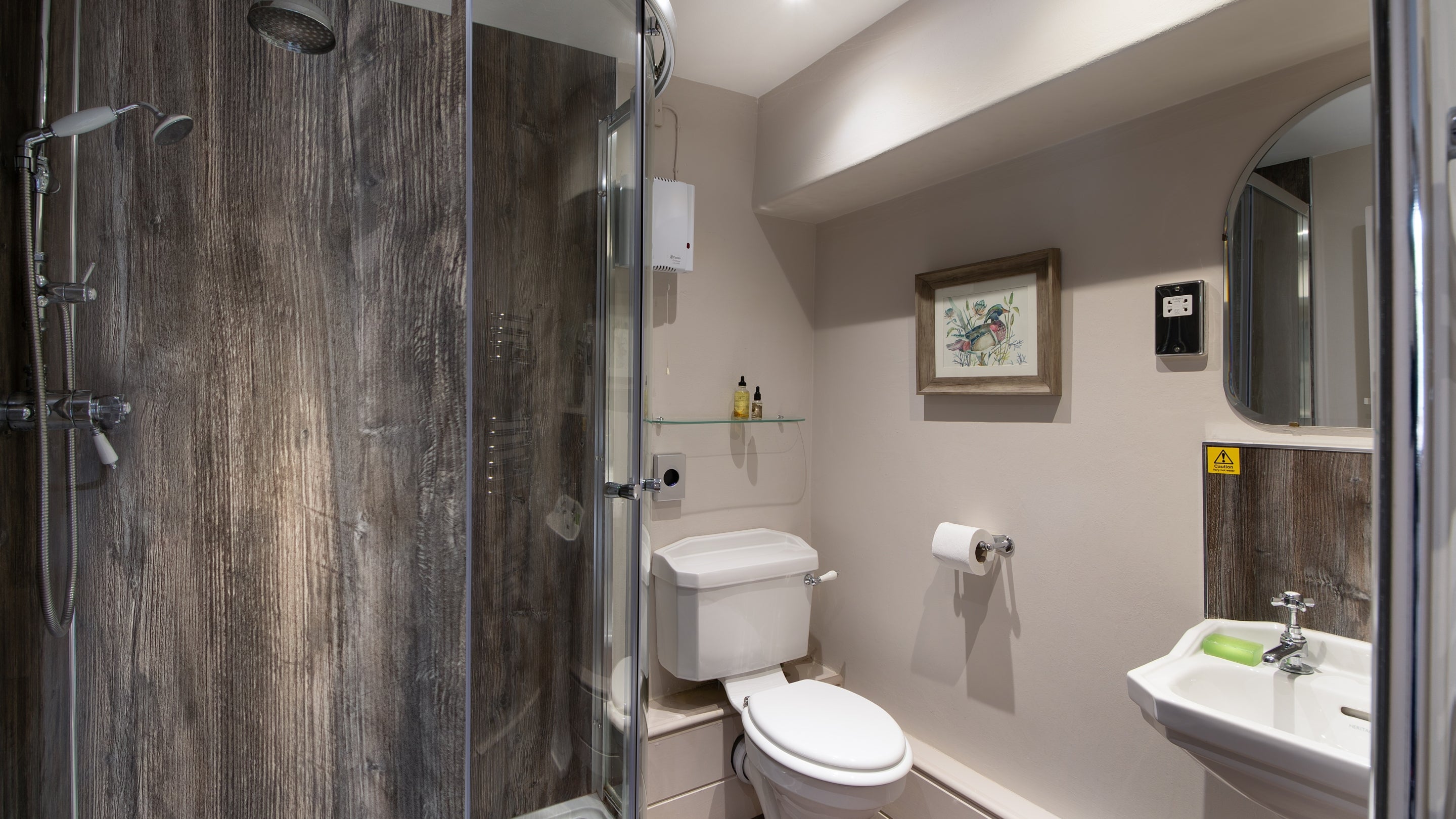 The shower room, en suite to the twin bedroom, at Darfar, Derbyshire