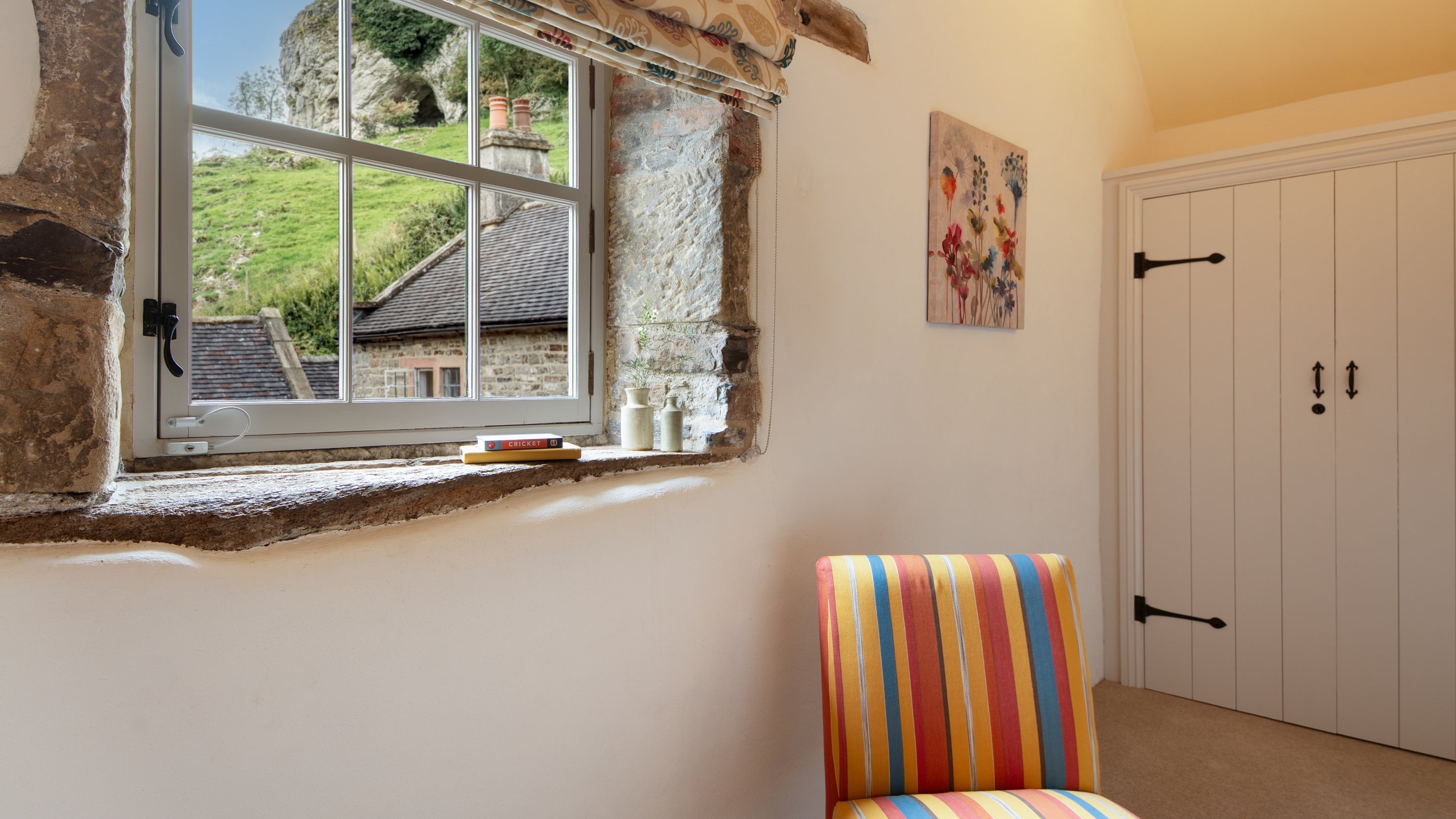 The twin bedroom at Darfar, Derbyshire