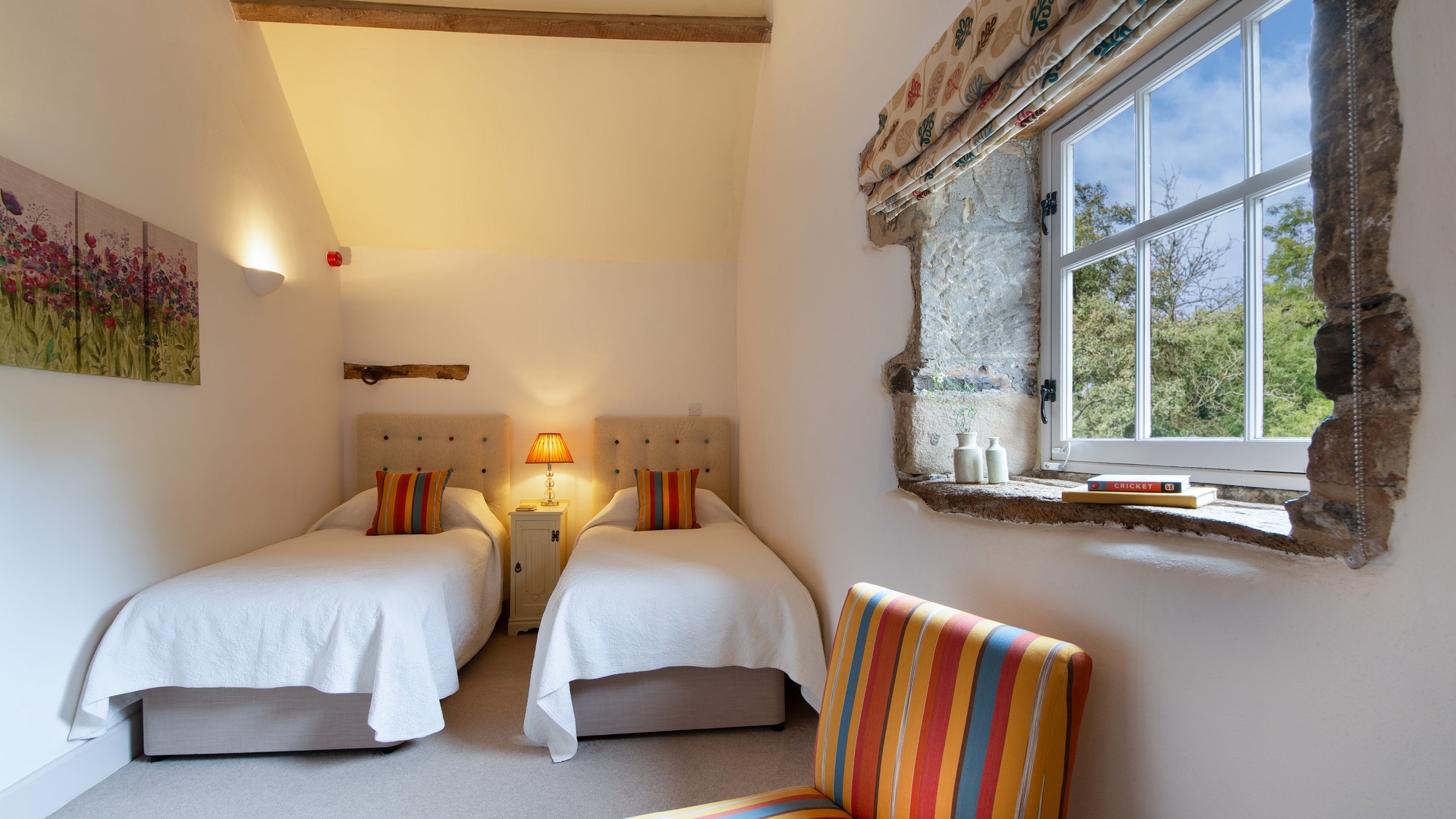 The twin bedroom at Darfar, Derbyshire