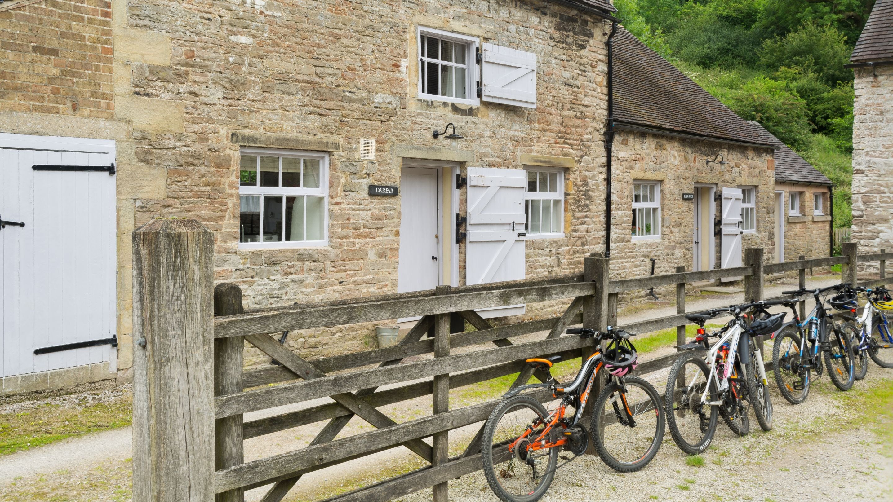 Bikes parked outside Darfar and Redhurst, holiday cottages in the Peak District