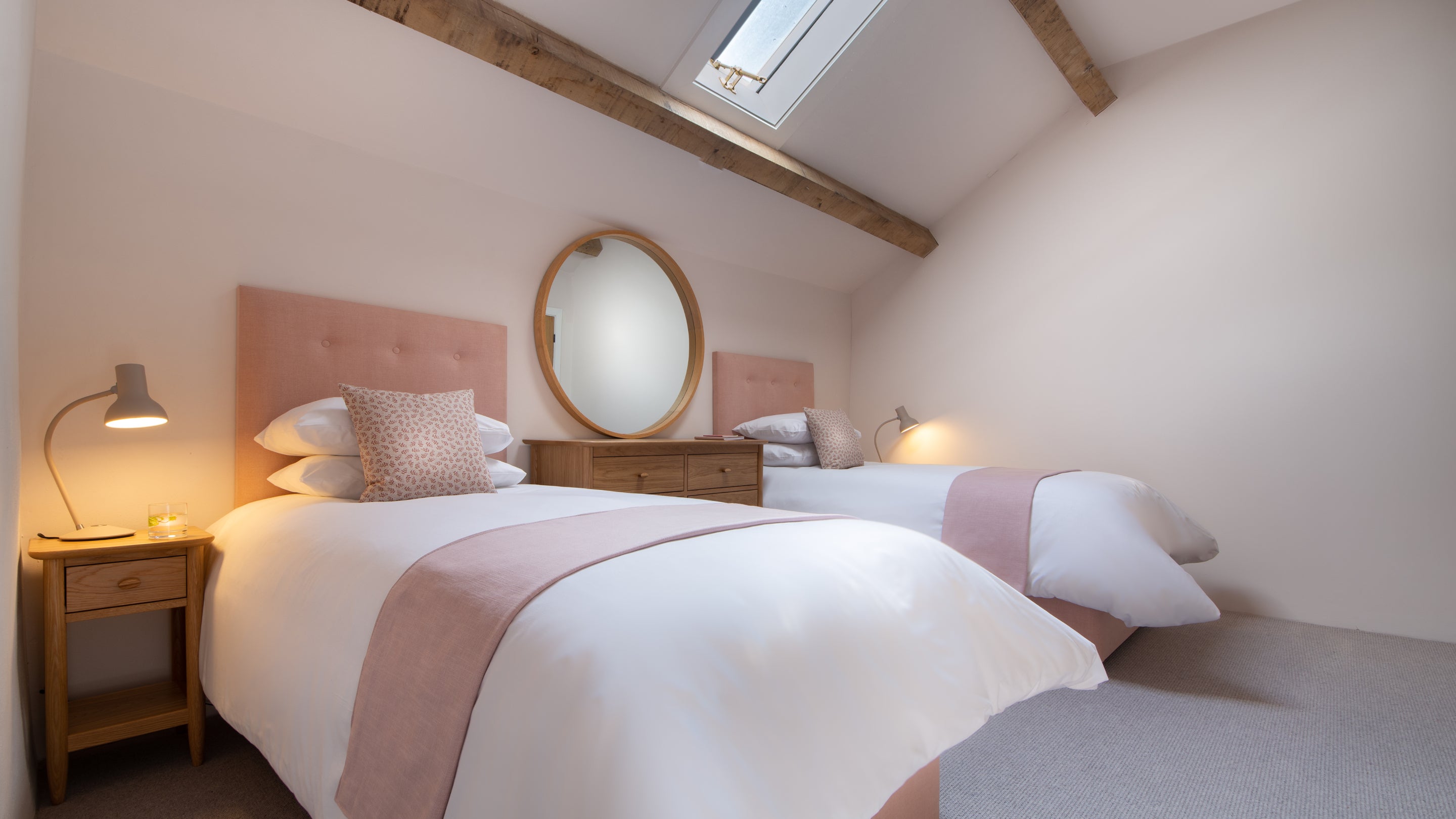 The twin bedroom at Gorsey Bank Barn, Derbyshire