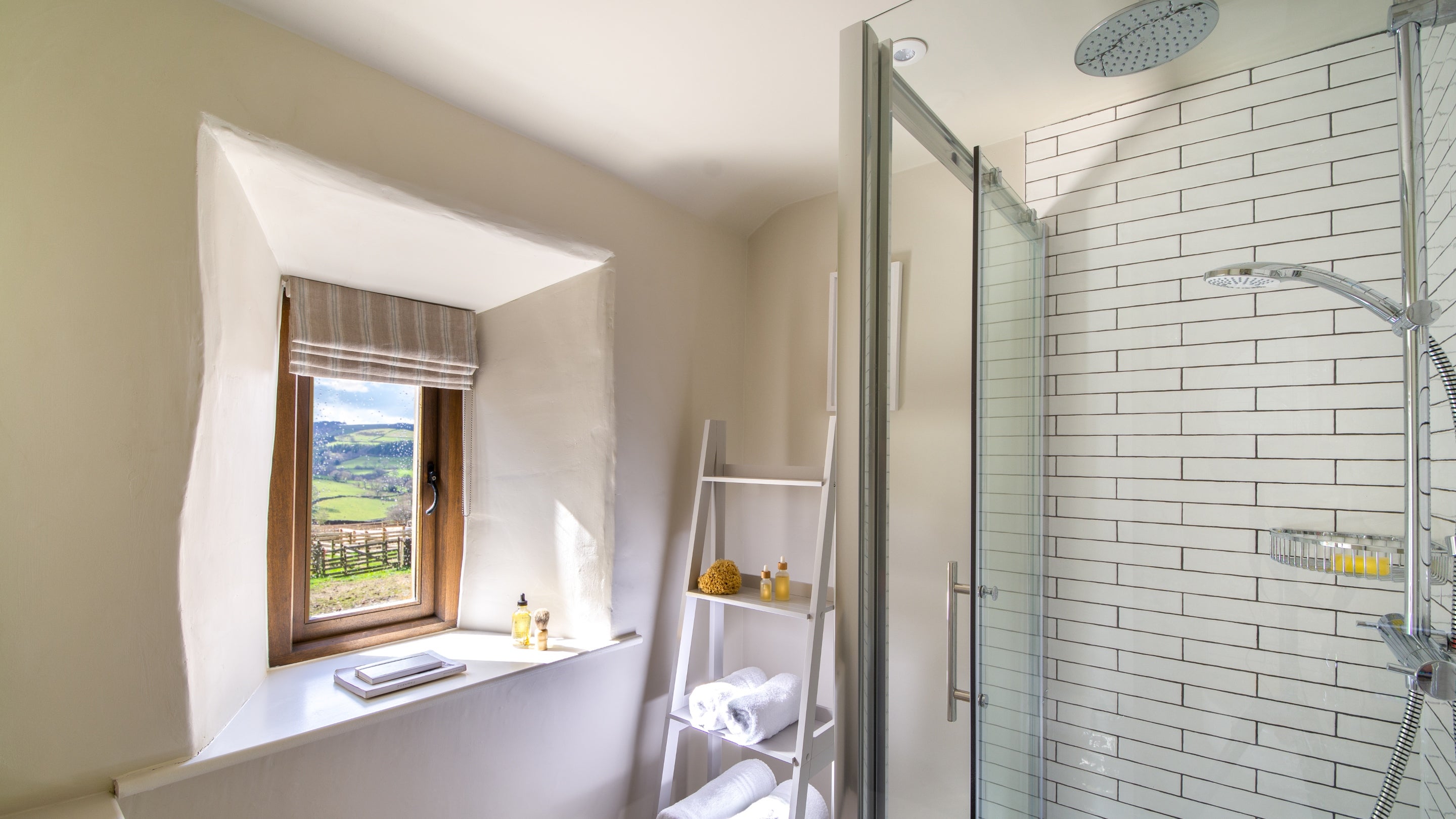 The shower room at Millstone Barn, Derbyshire