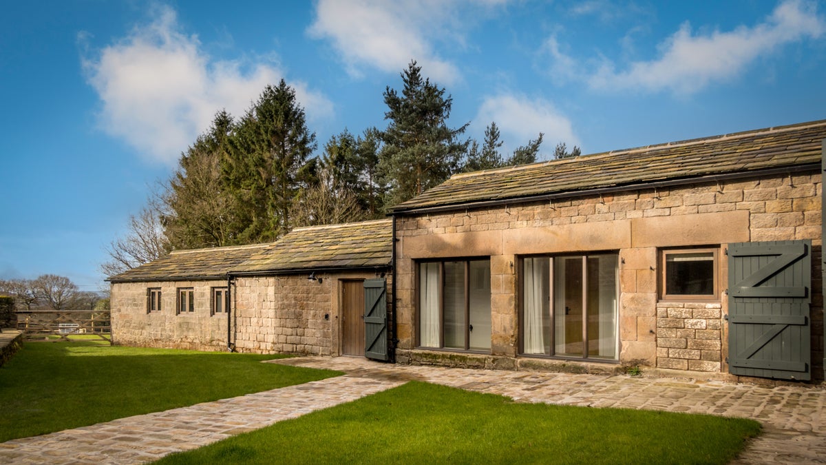 Millstone Barn Derbyshire National Trust