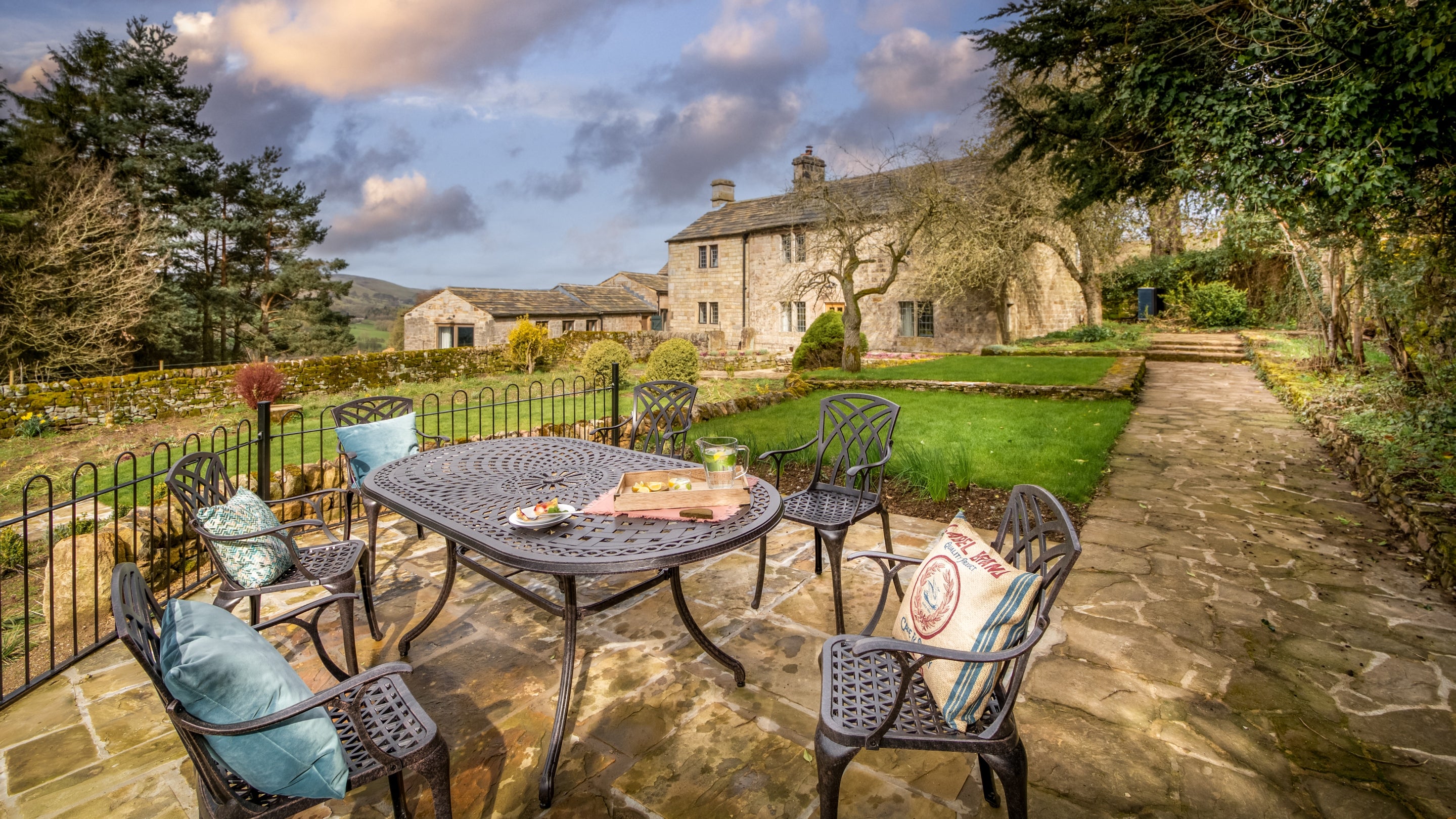 The outdoor seating and garden at Wilson Farmhouse, Derbyshire