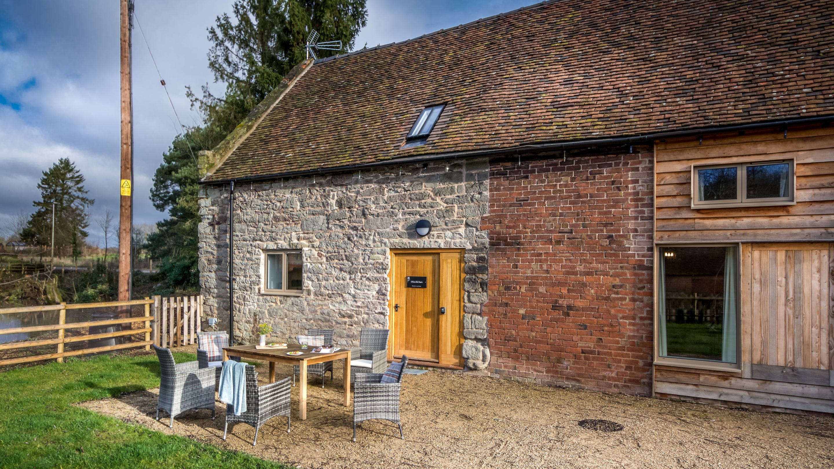 The exterior of 1 Morville Barn, Shropshire