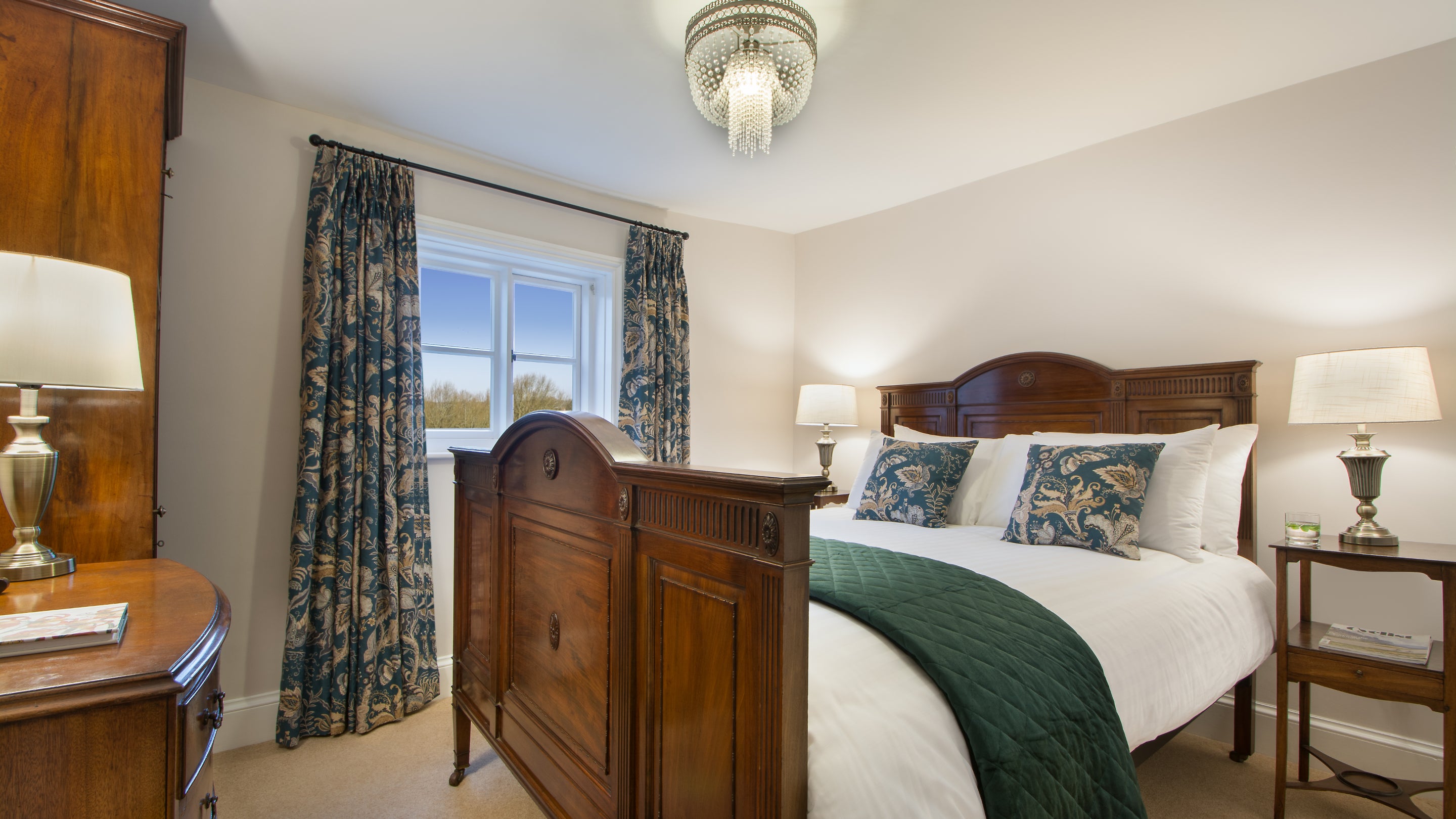 The king size bedroom at Attingham West Lodge, Shropshire