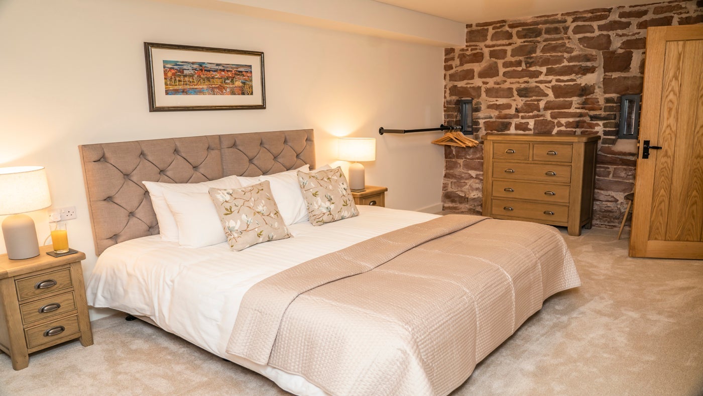 The accessible double bedroom at Sandybury Barn, Shropshire