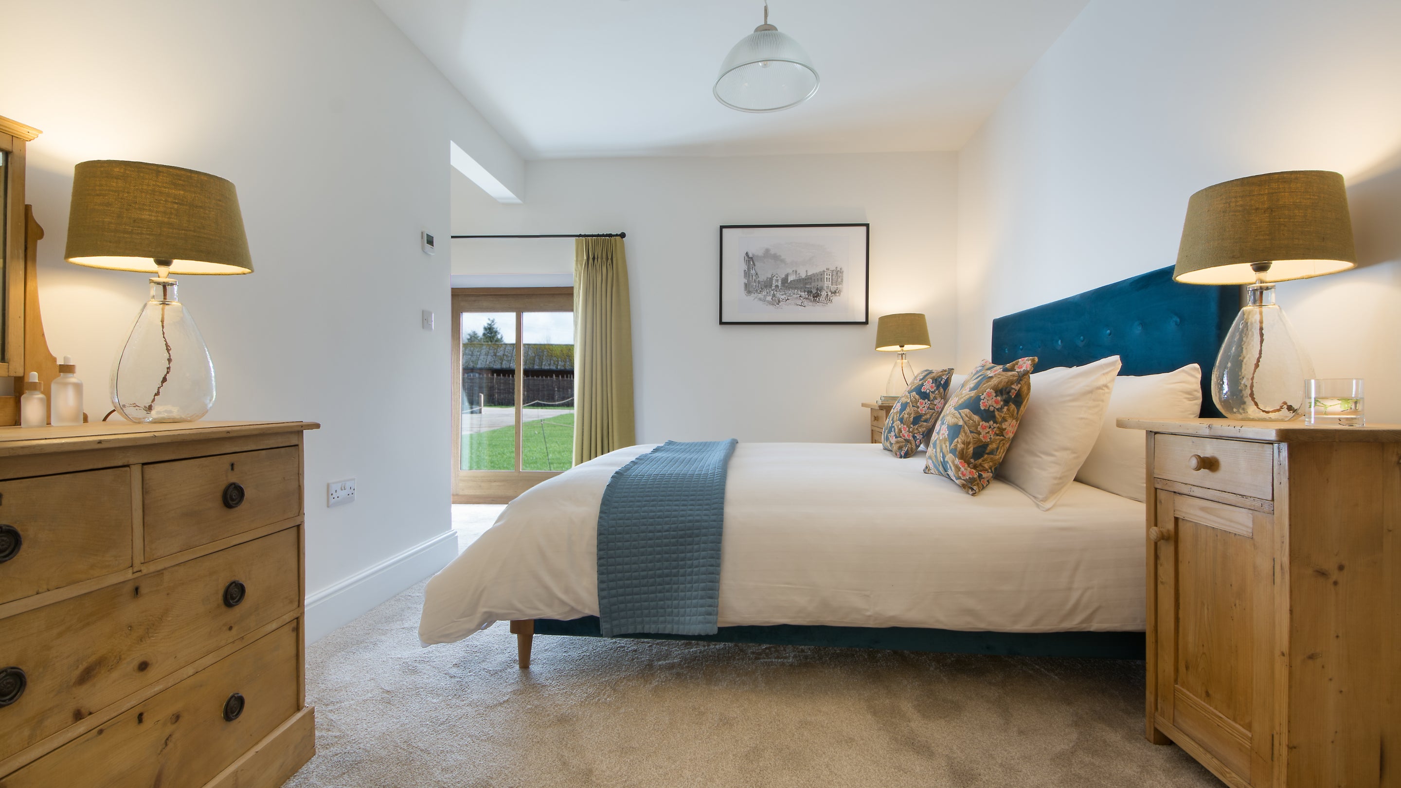 The second king size bedroom at Threshing Barn, Shropshire