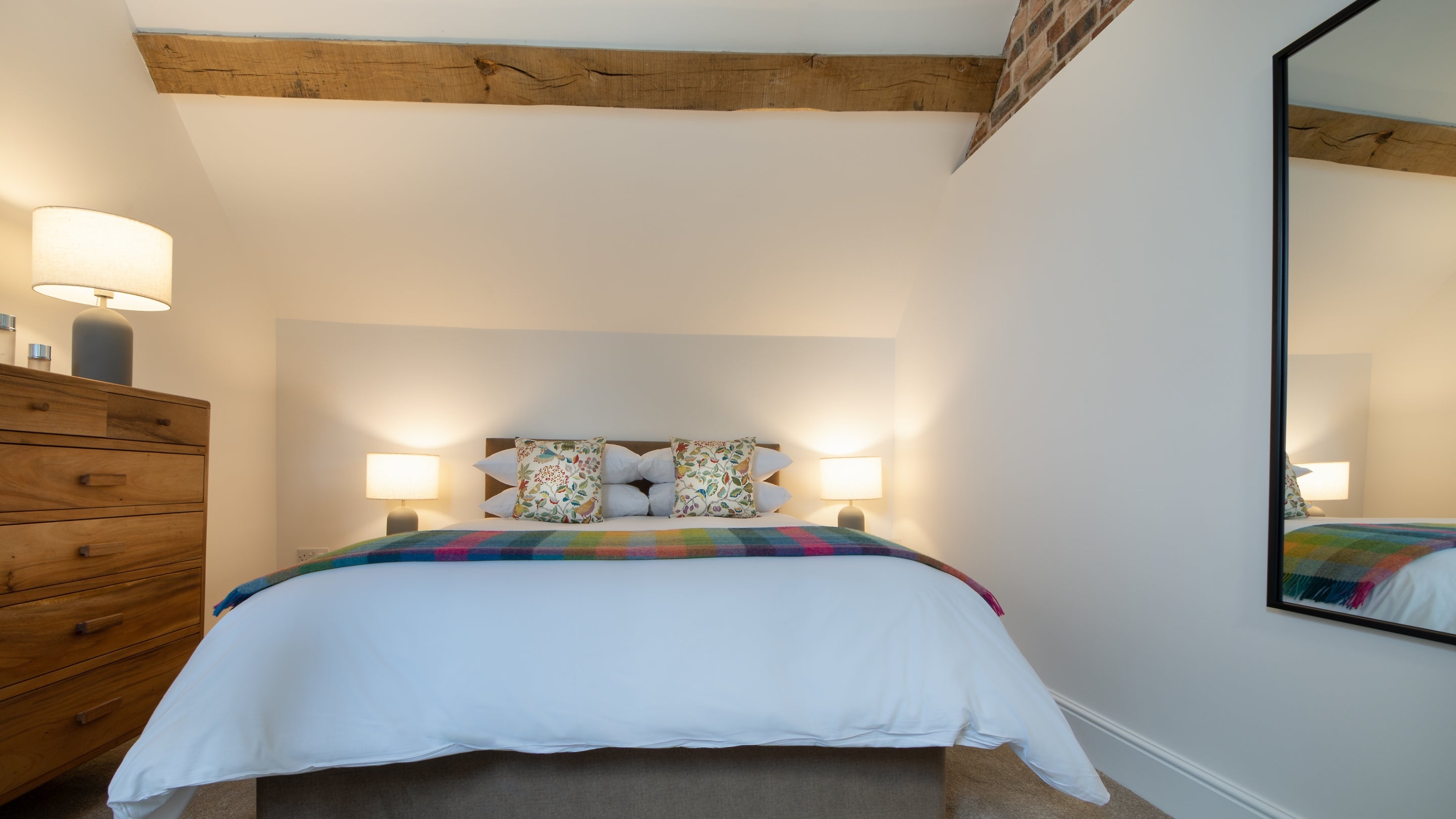 The second king-size bedroom at Wharf Barn, Shropshire