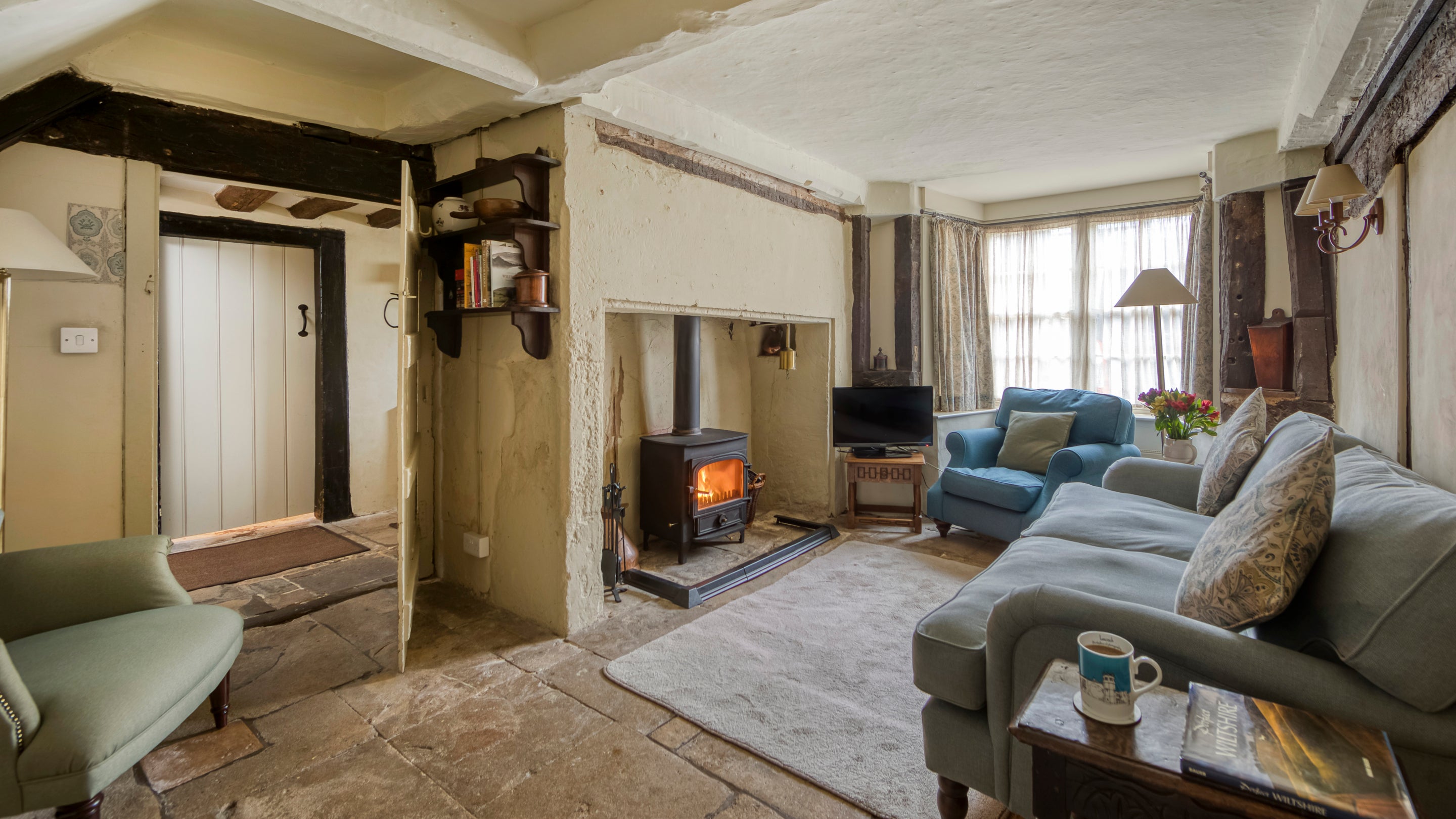 The sitting room at 2 High Street, Wiltshire