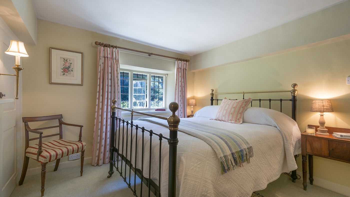 The first double bedroom at 89 Church Lawn, Stourhead, Wiltshire