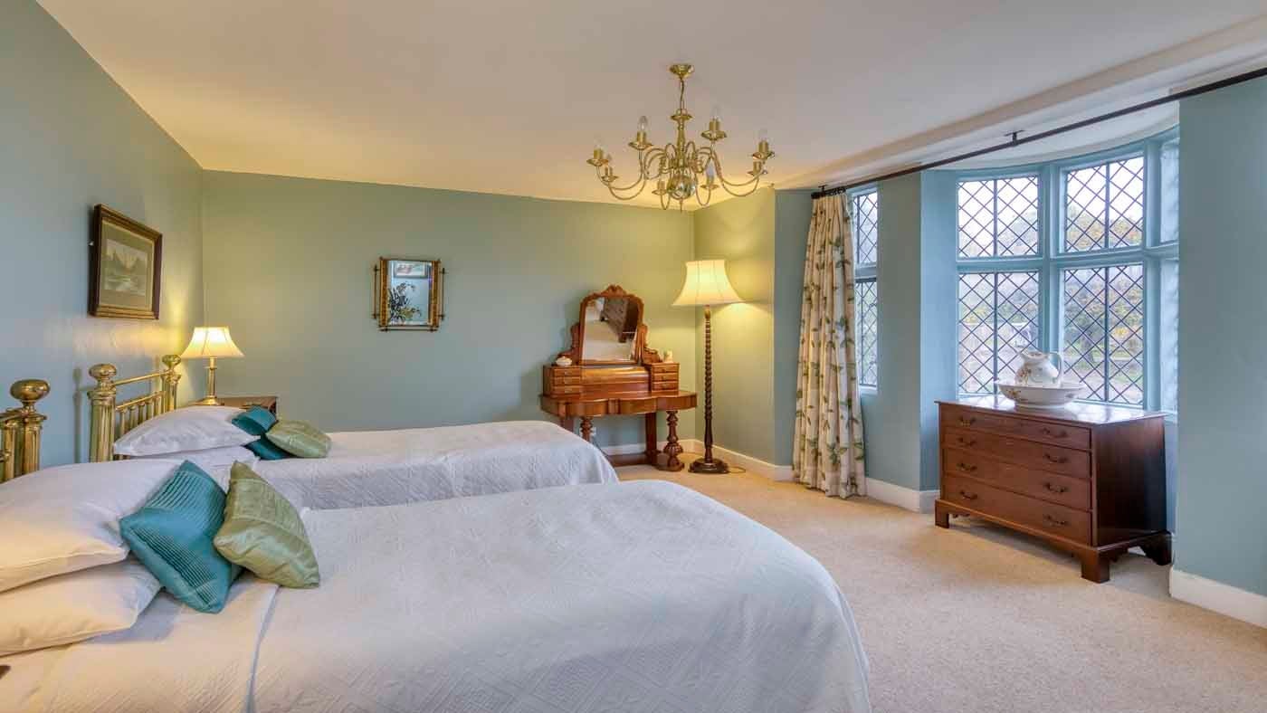 Interior twin bedroom, South Lodge, Somerset