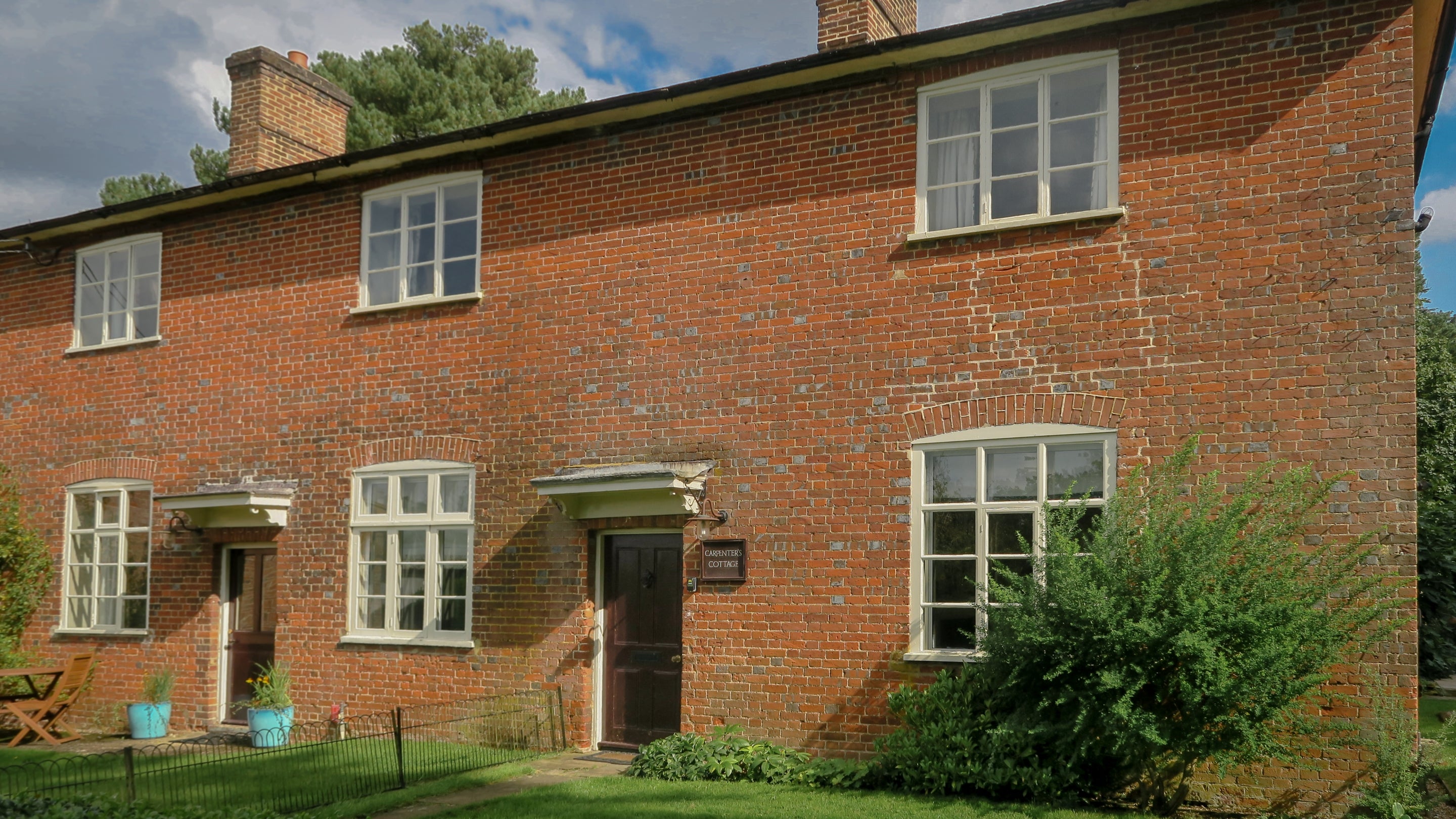 The exterior of Carpenters Cottage, Suffolk