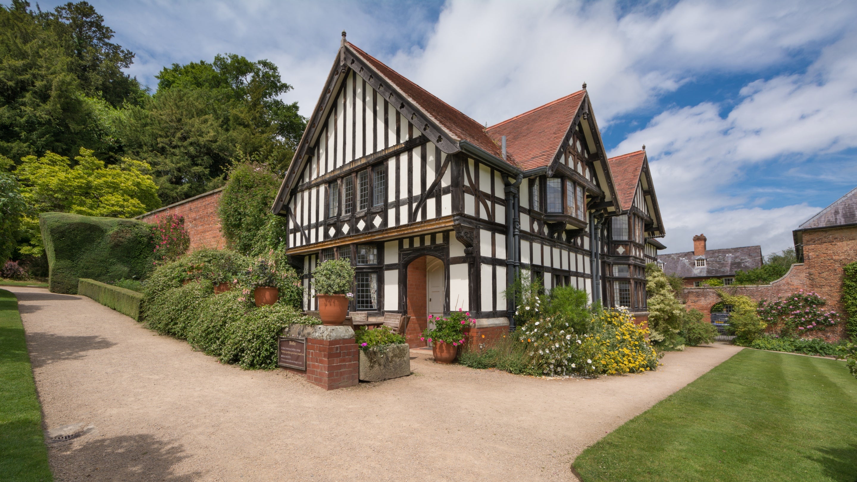The exterior of The Bothy holiday Cottage in Wales