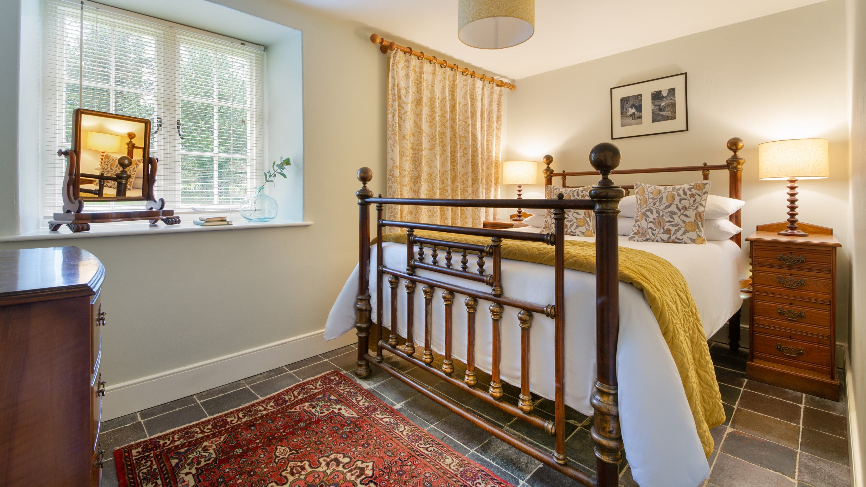 The double bedroom at Cariad Cottage, Carmarthenshire