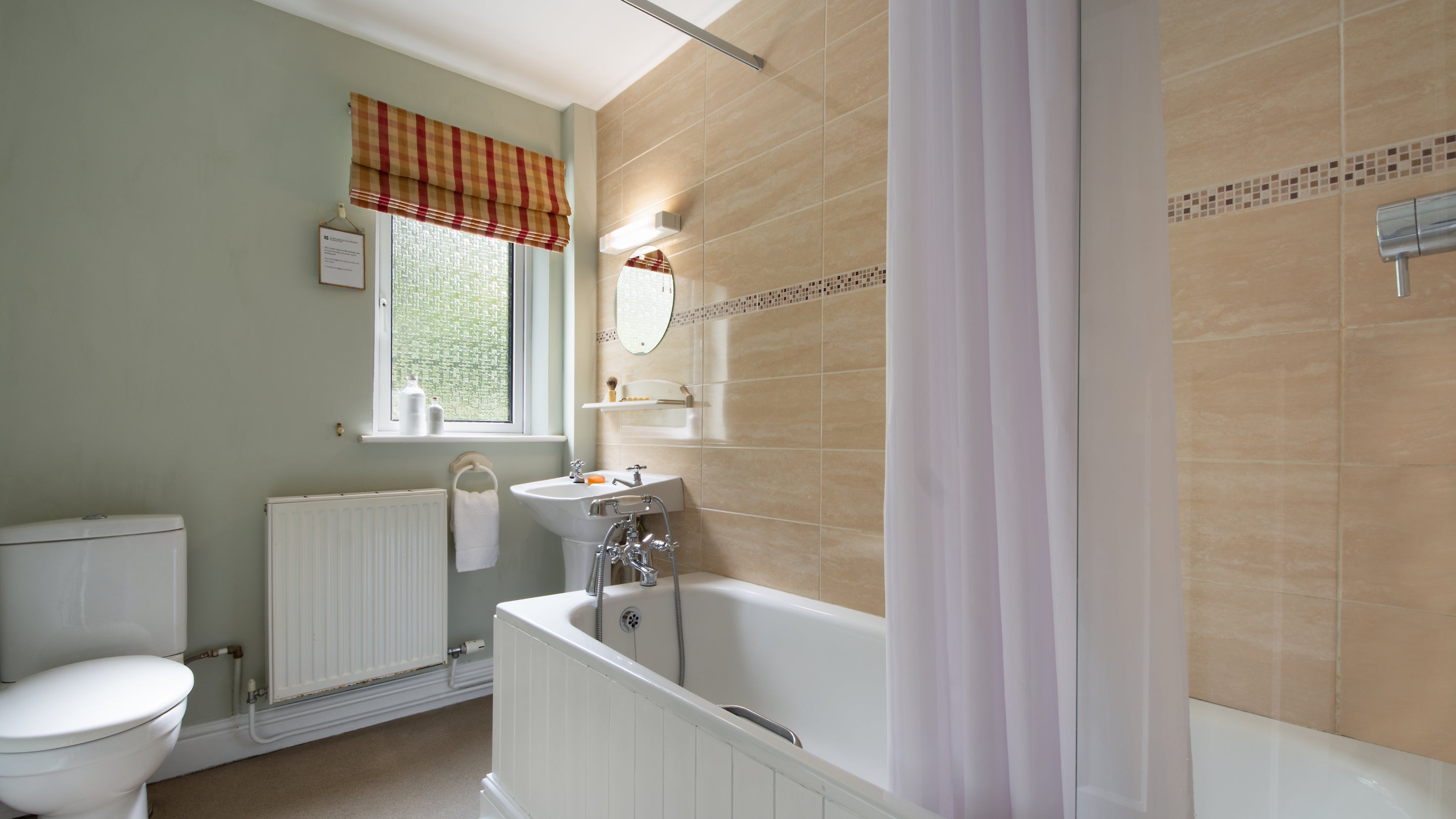 The bathroom at Colby Rose Cottage, Pembrokeshire