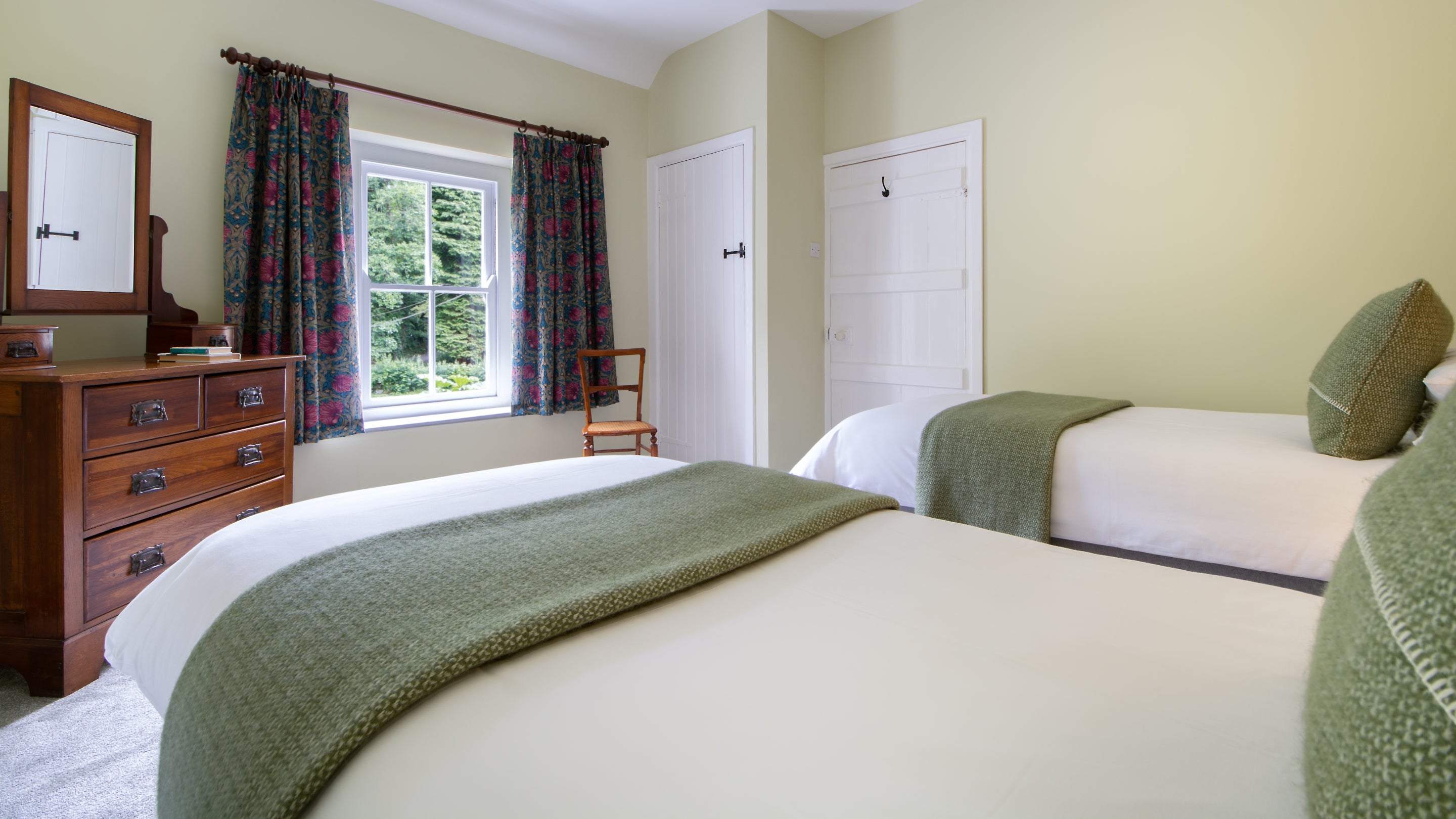 The twin bedroom at The Cwms, Pembrokeshire