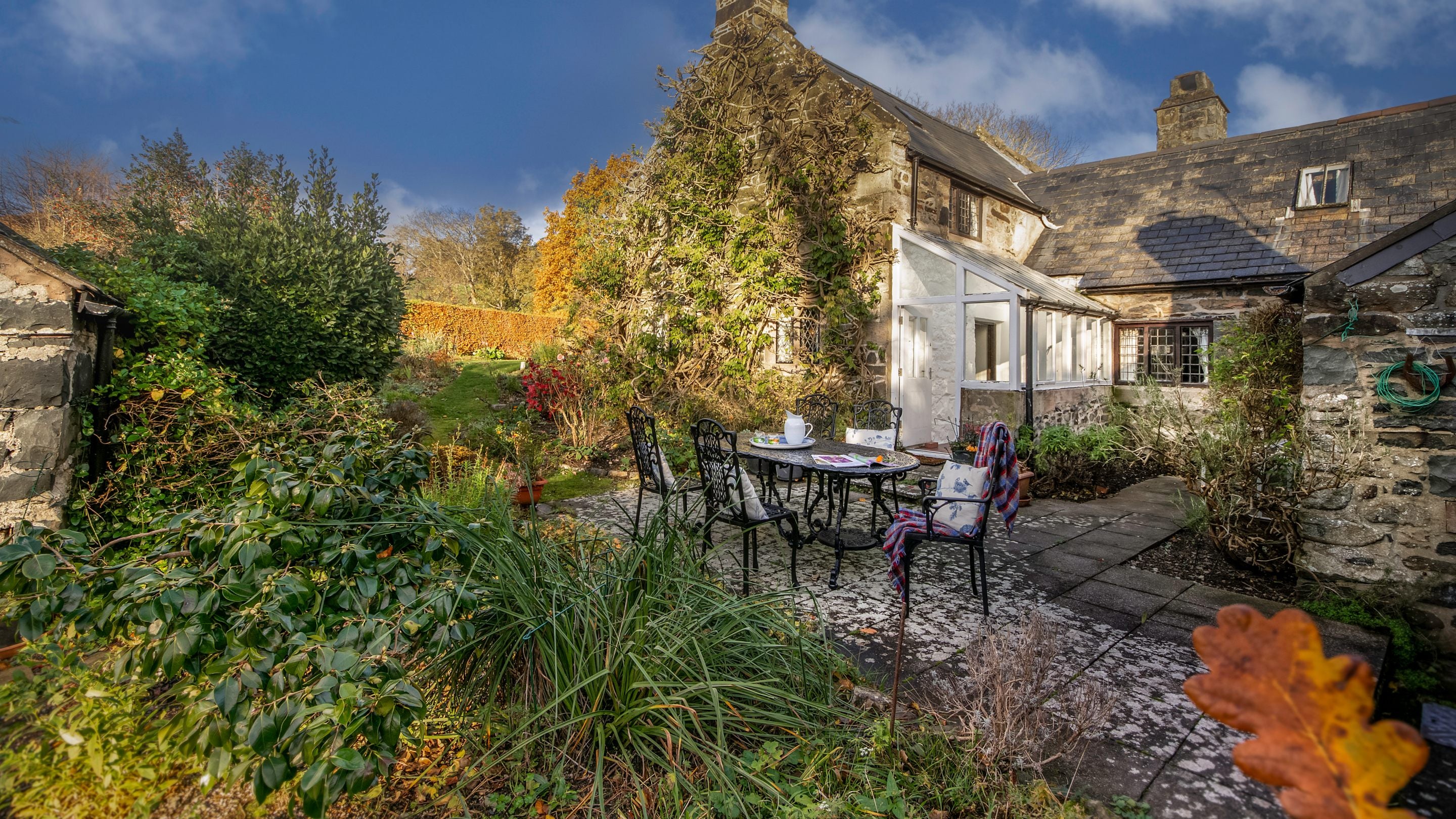 The courtyard at Cymryd, Conwy