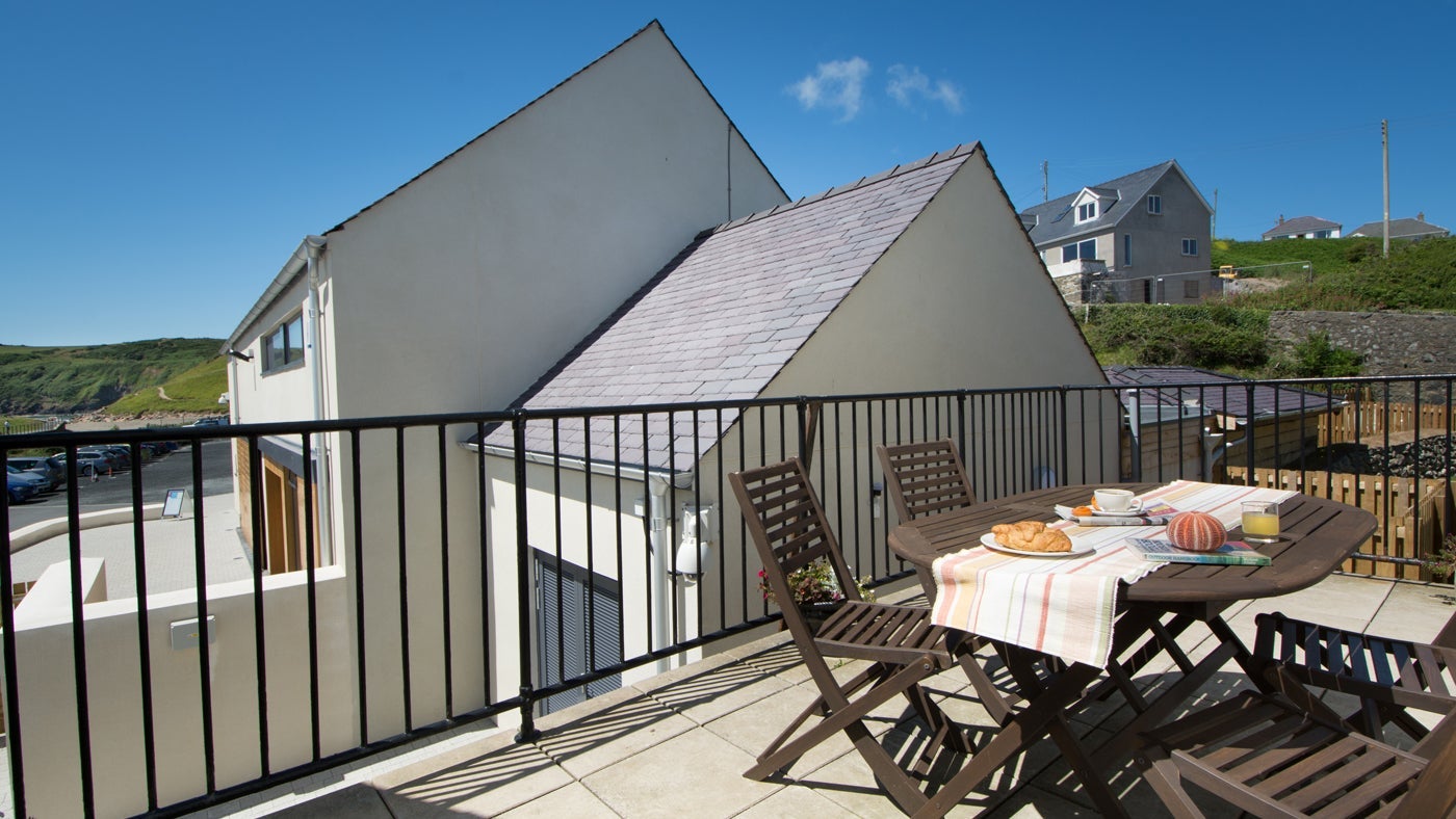 The patio balcony area at Enlli, Pwllheli, Gwynedd