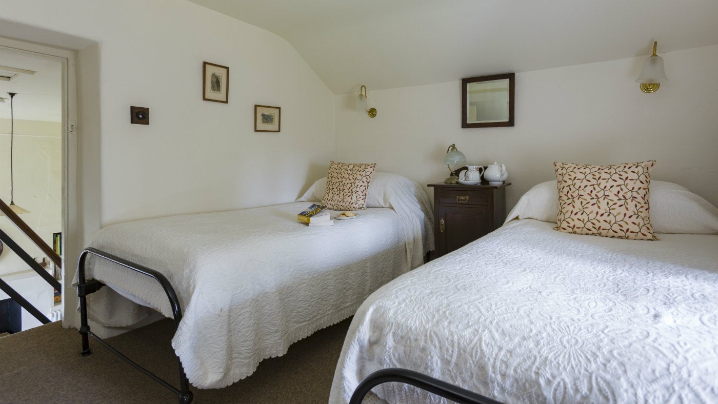 Twin bedroom at Foel Gopyn, nr Betws-y-Coed, Conwy
