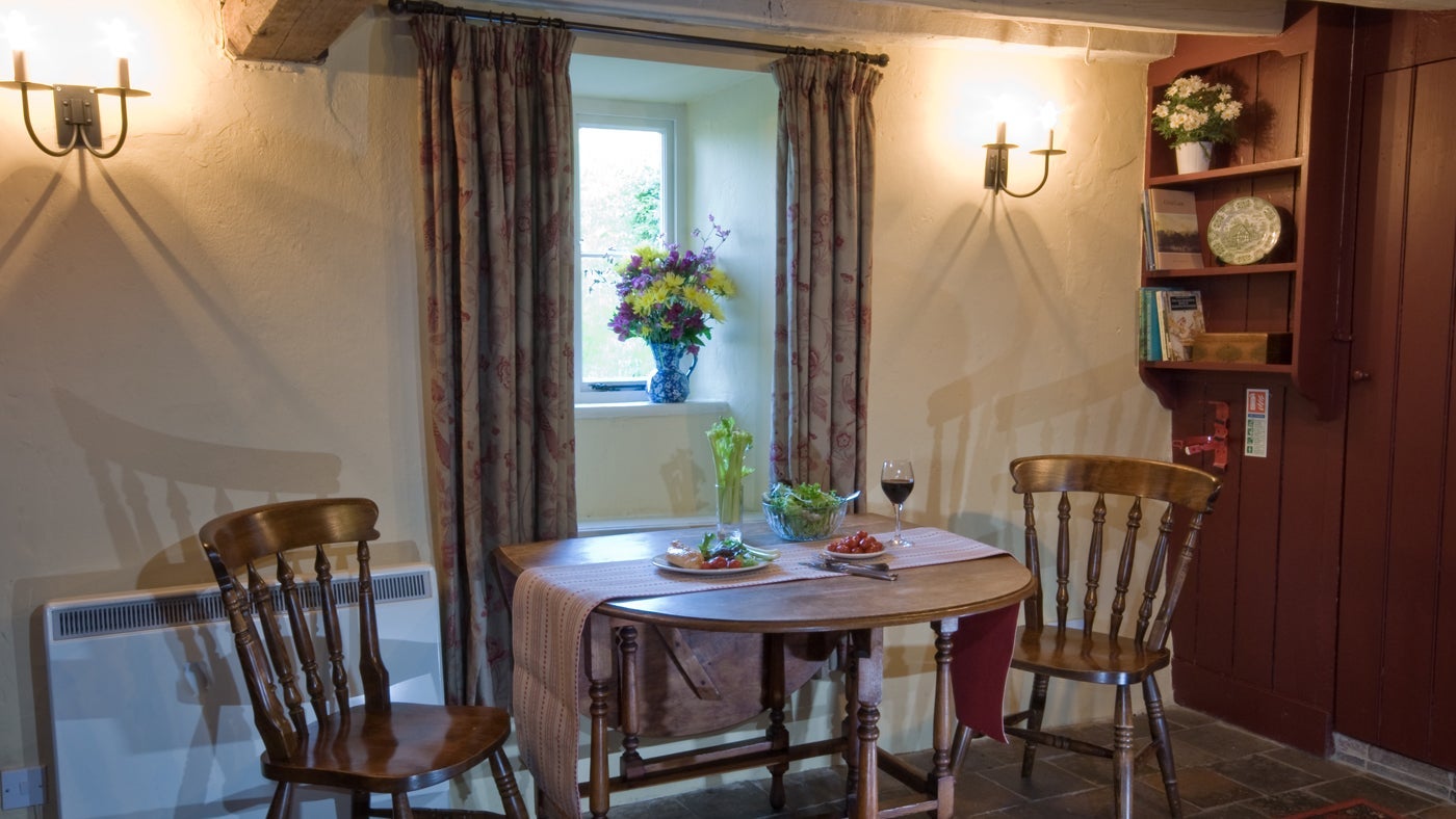Dining room at Gwernouau Cottage, Betws-Y-Coed, Gwynedd