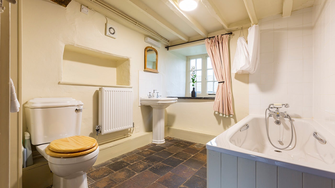 The bathroom at Gwernouau Cottage, Betws-Y-Coed, Gwynedd