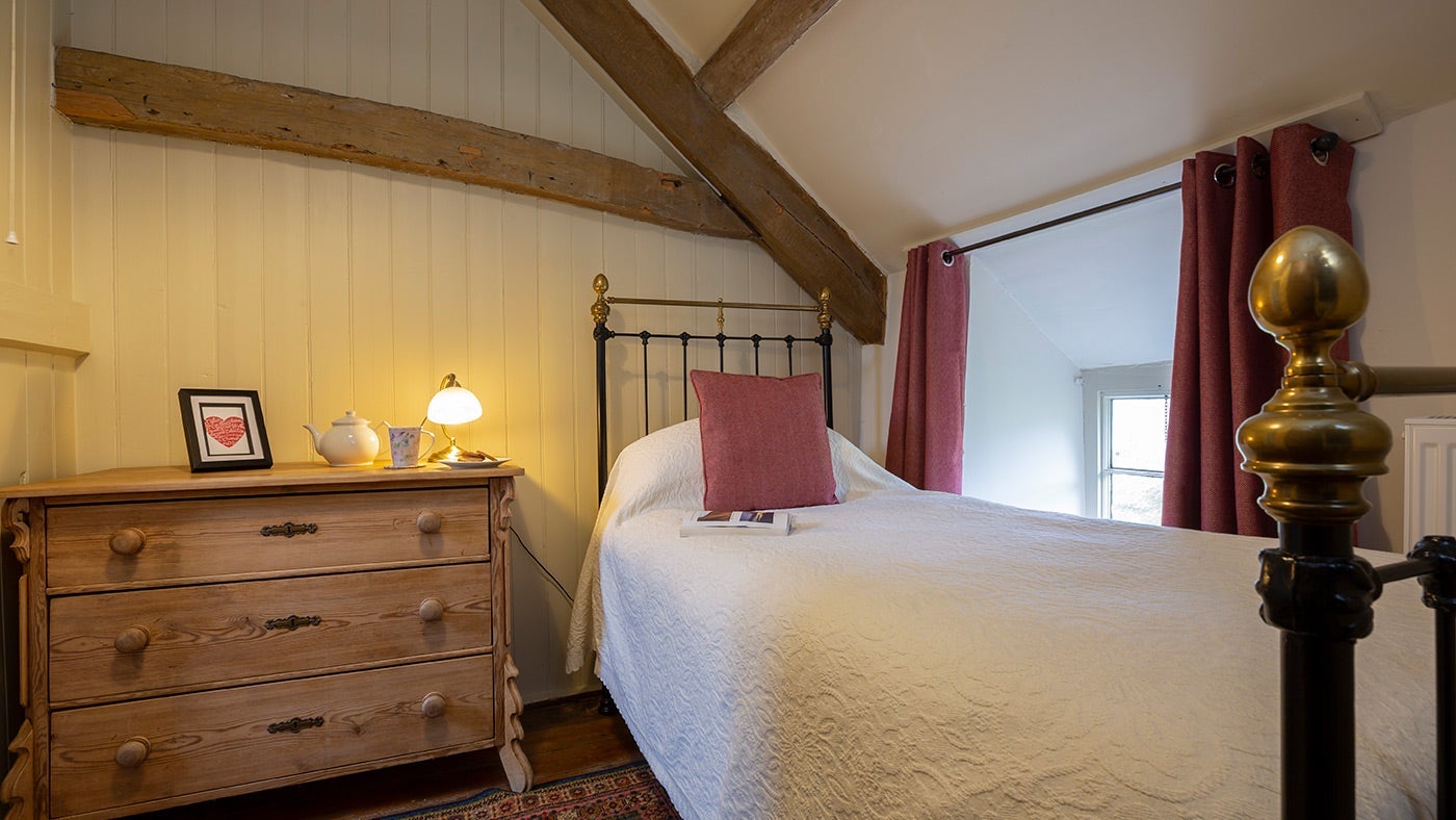 The single bedroom at Gwernouau Cottage, Betws-Y-Coed, Gwynedd