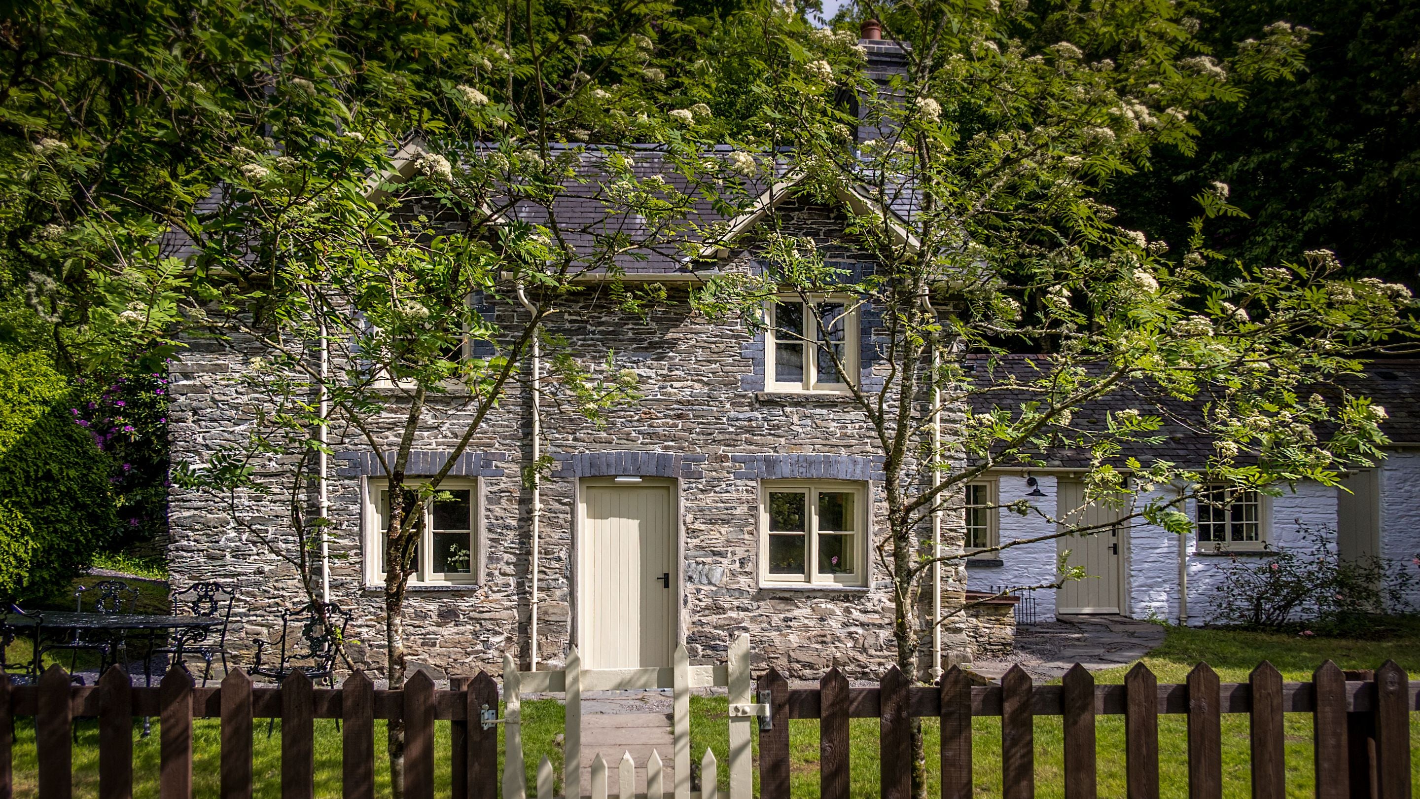 The exterior of Hawthorn Cottage, Ceredigion