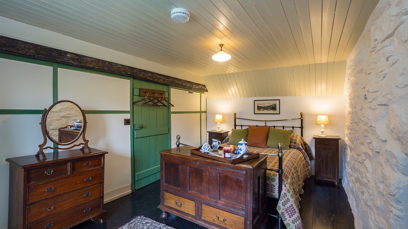Double bedroom at Hen Dy, Gwynedd, Gwynedd