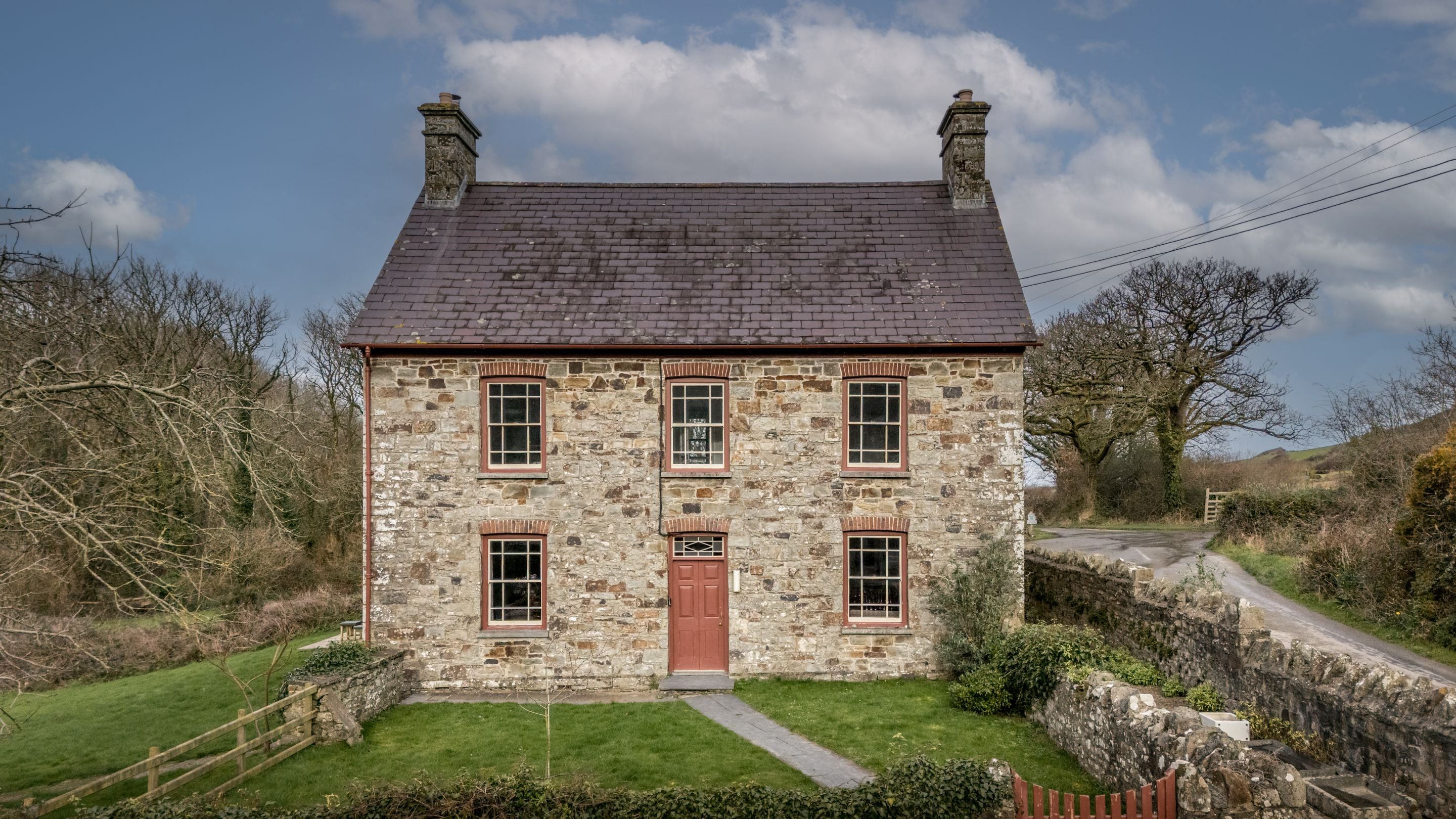 Llanborth Farmhouse, Ceredigion