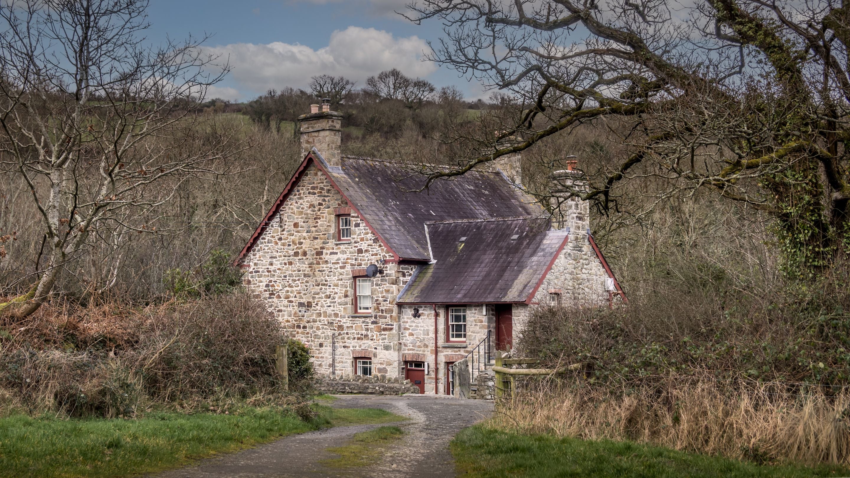 Penbryn Cottage, joined to Llanborth Farmhouse, Ceredigion