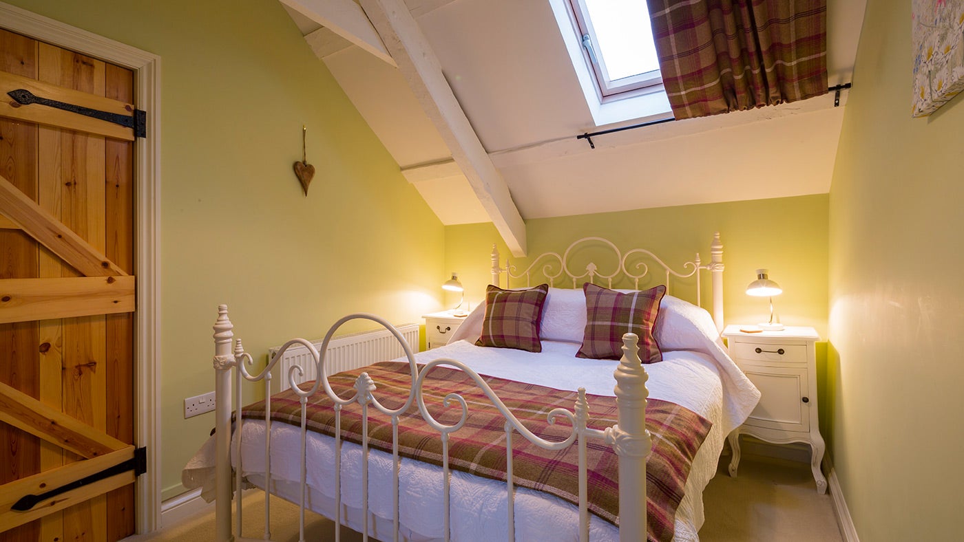 The double bedroom at Penrhyn Mawr, Gwynedd