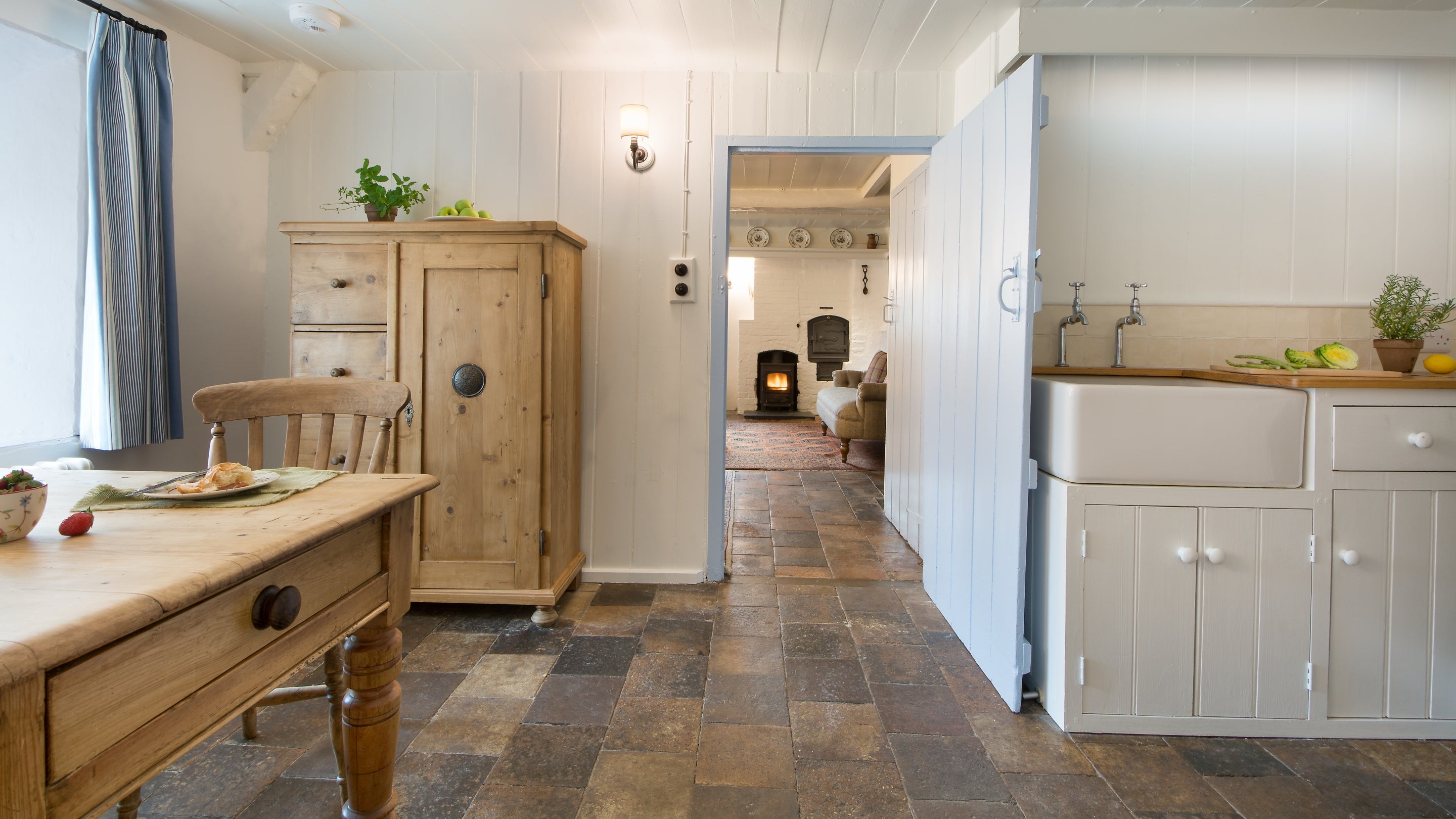 The kitchen at Pontbrenmydyr, Ceredigion