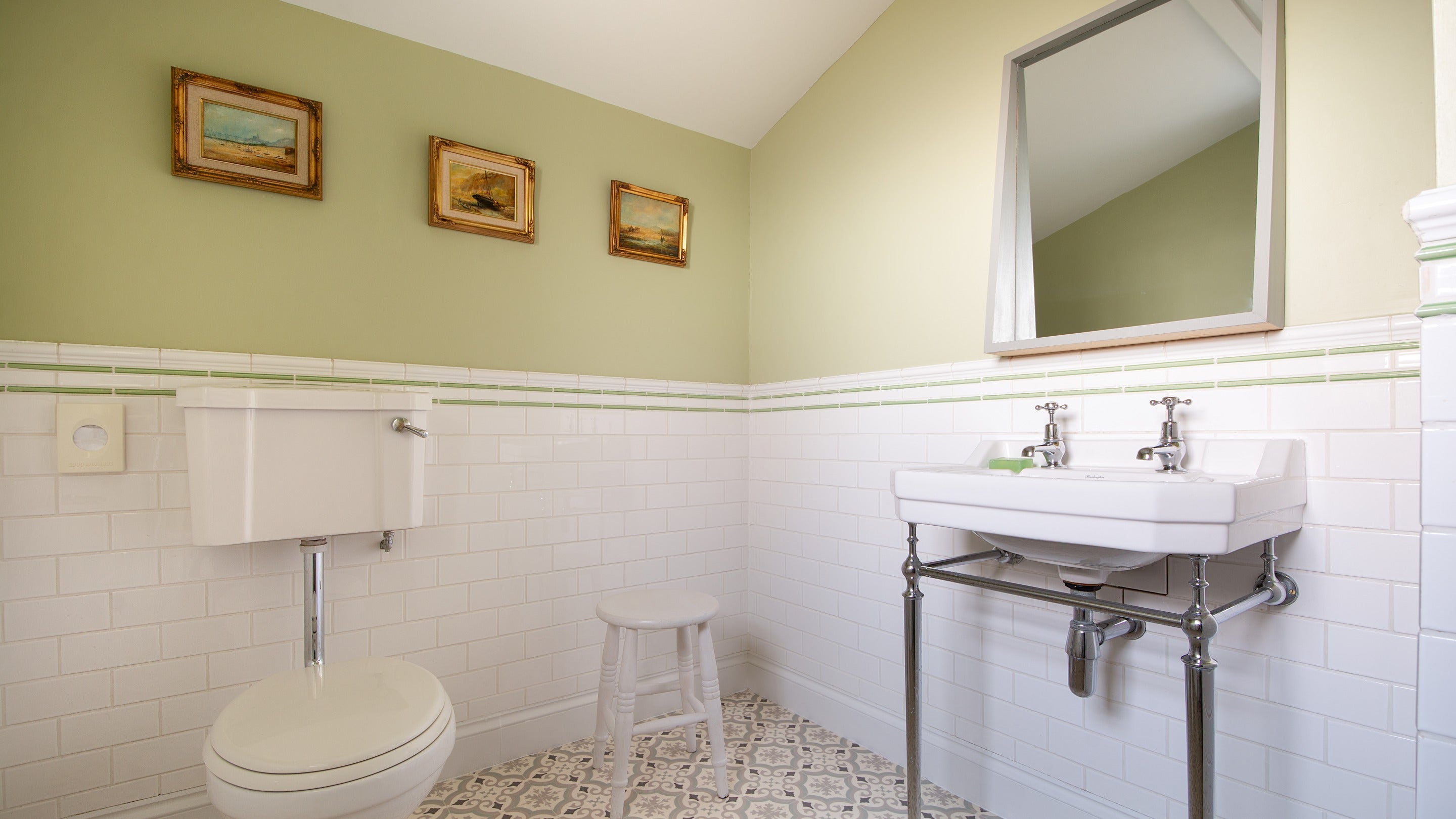 The shower room at Rhossili Old Rectory, South Wales