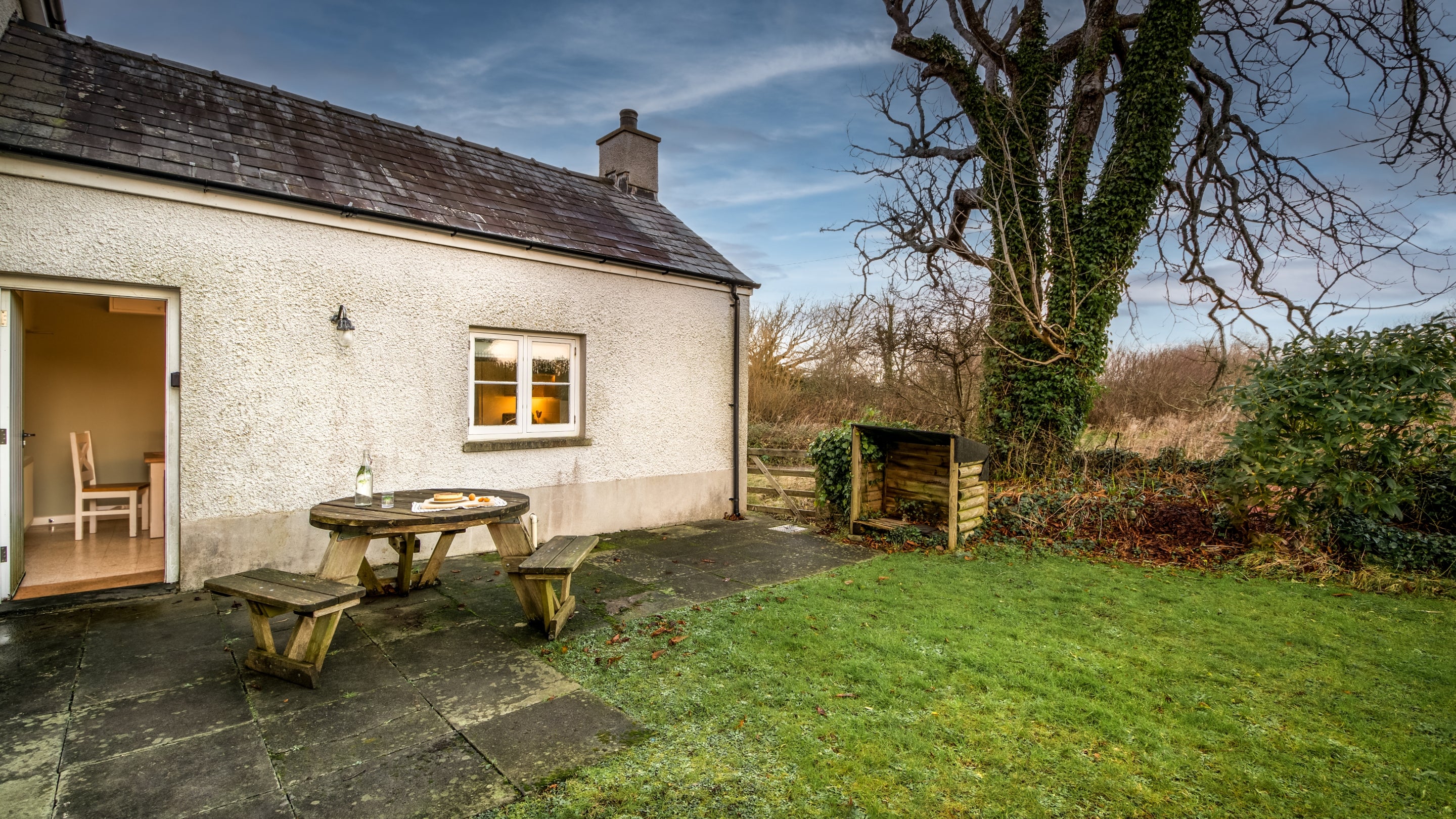 The garden at South Pilton Green Farmhouse, The Gower