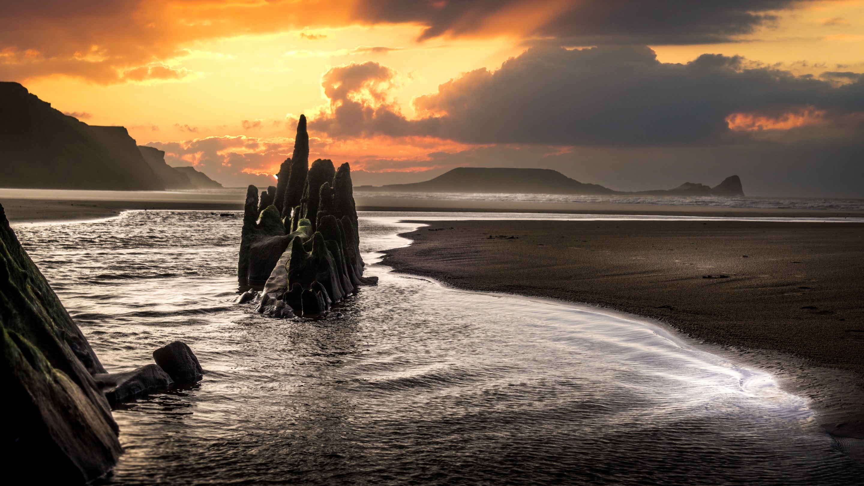 The area surrounding at South Pilton Green Farmhouse, The Gower