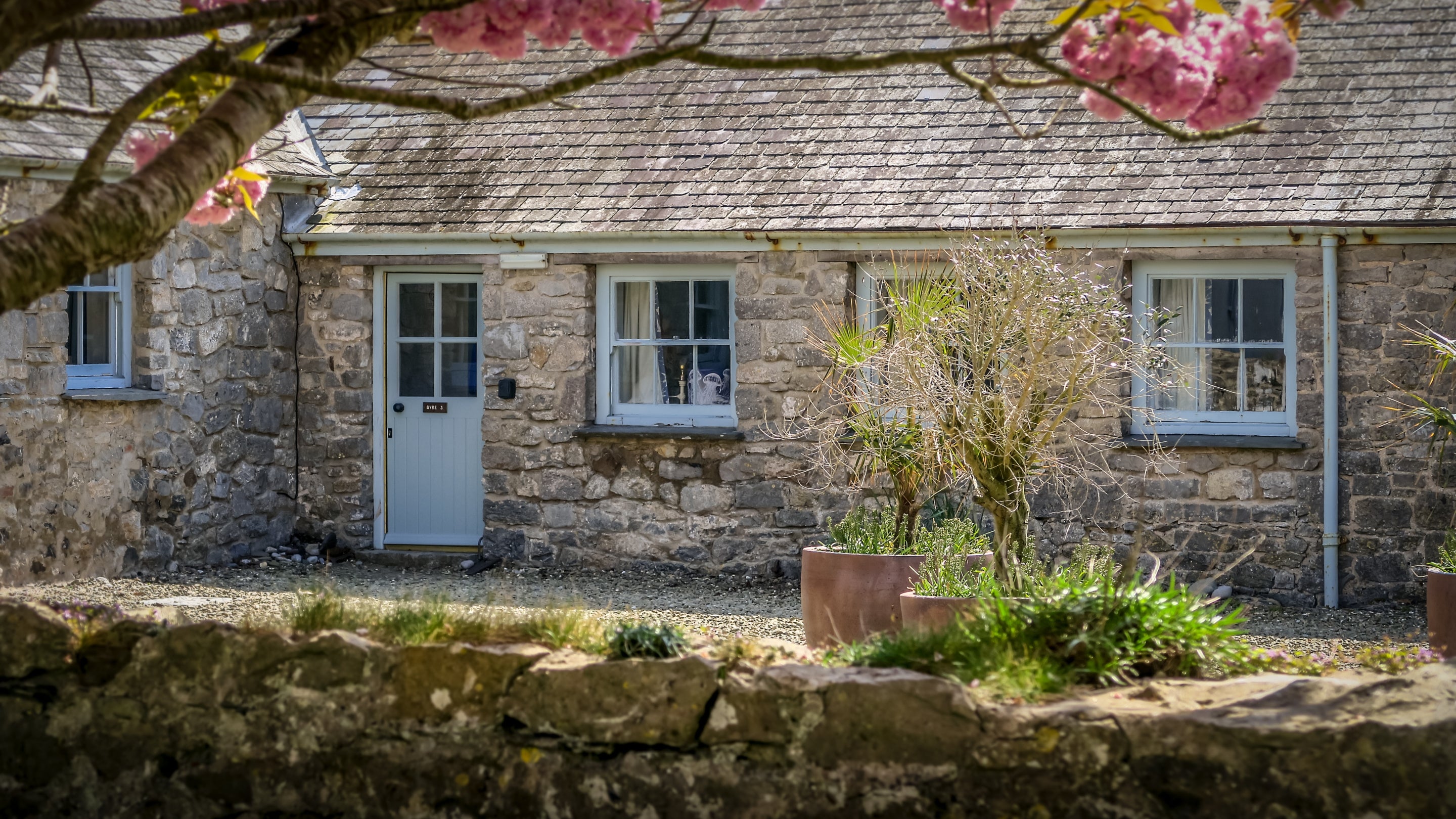 The exterior of Stackpole Byre 3, Pembrokeshire