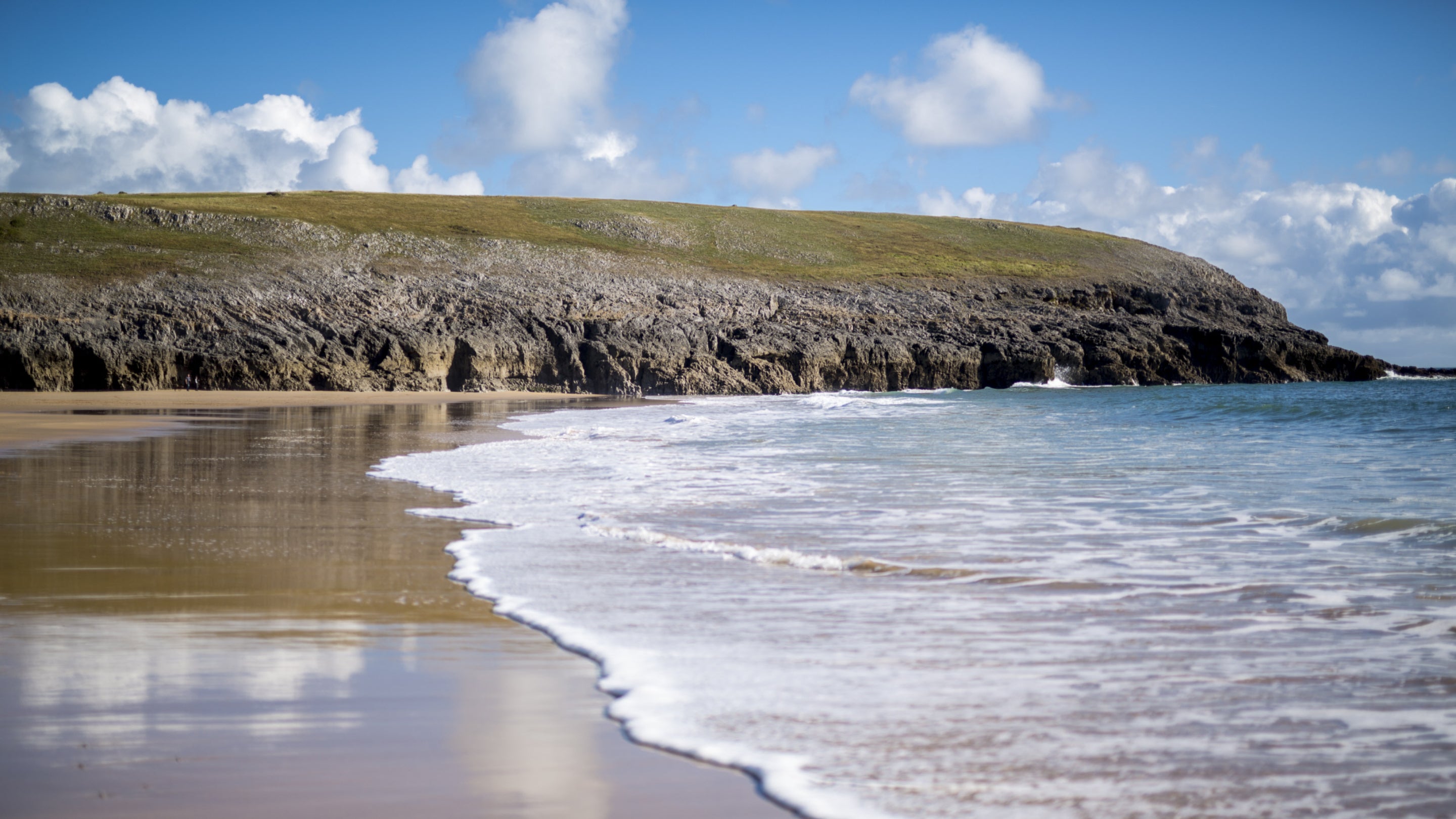 The surrounding area of Stackpole Cottage