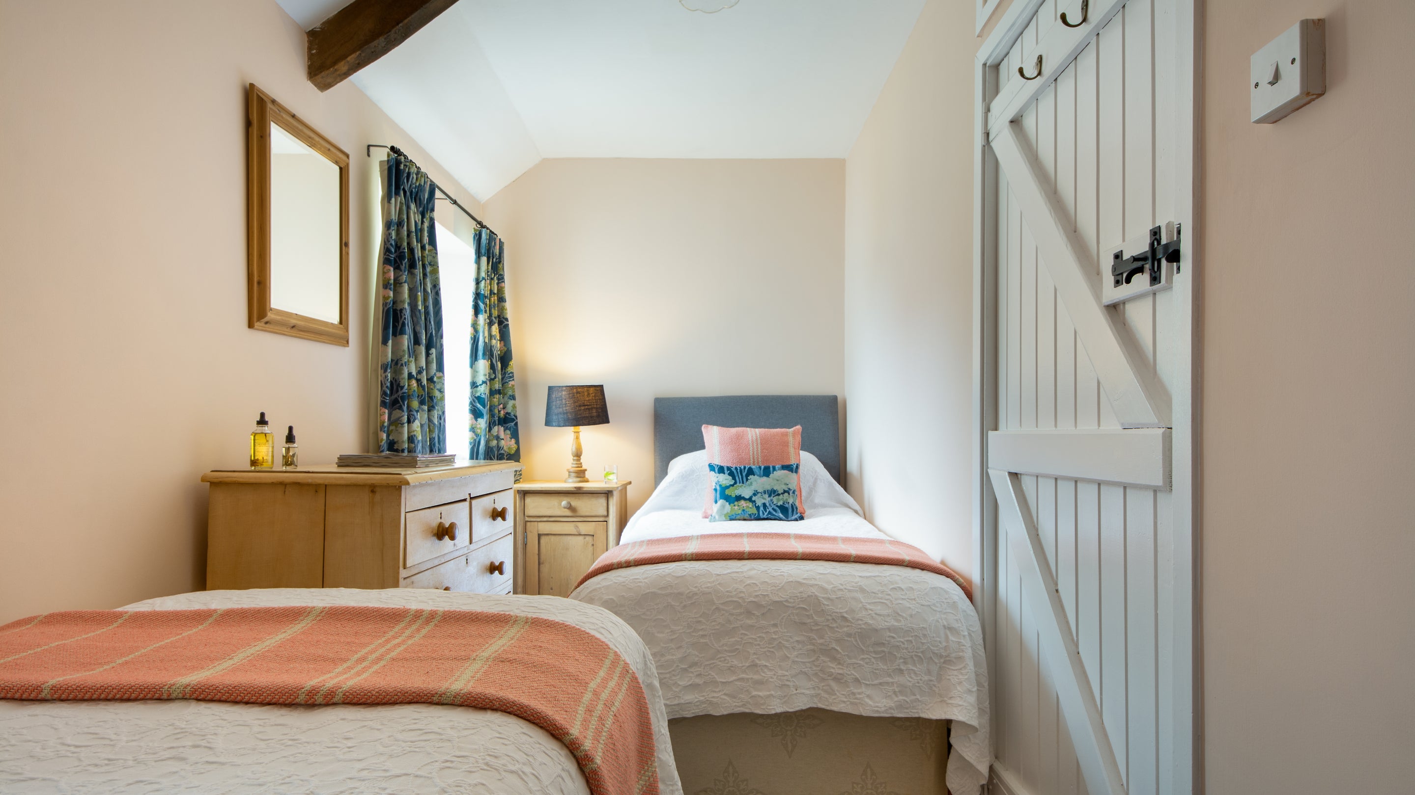 The twin bedroom at Stackpole Granary, Pembrokeshire