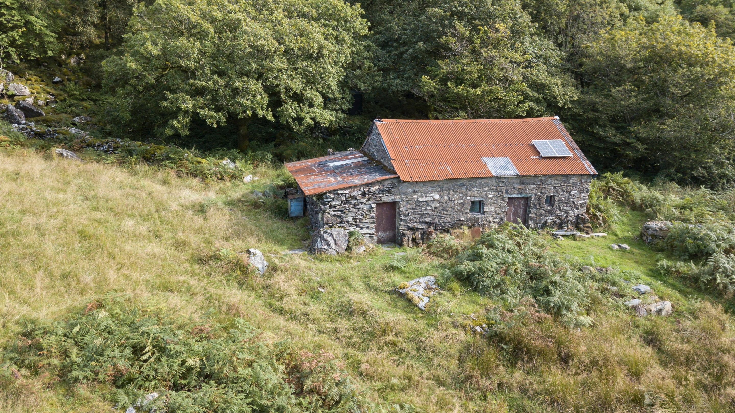 The exterior of Tan Y Coed Bothy, Gwynedd