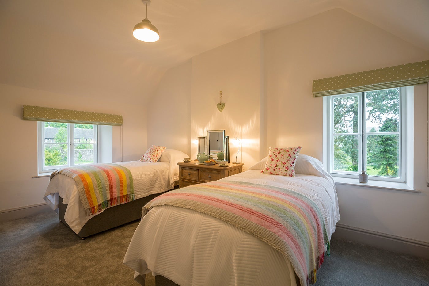 The twin bedroom at Ty'r Stocmon, Wrexham