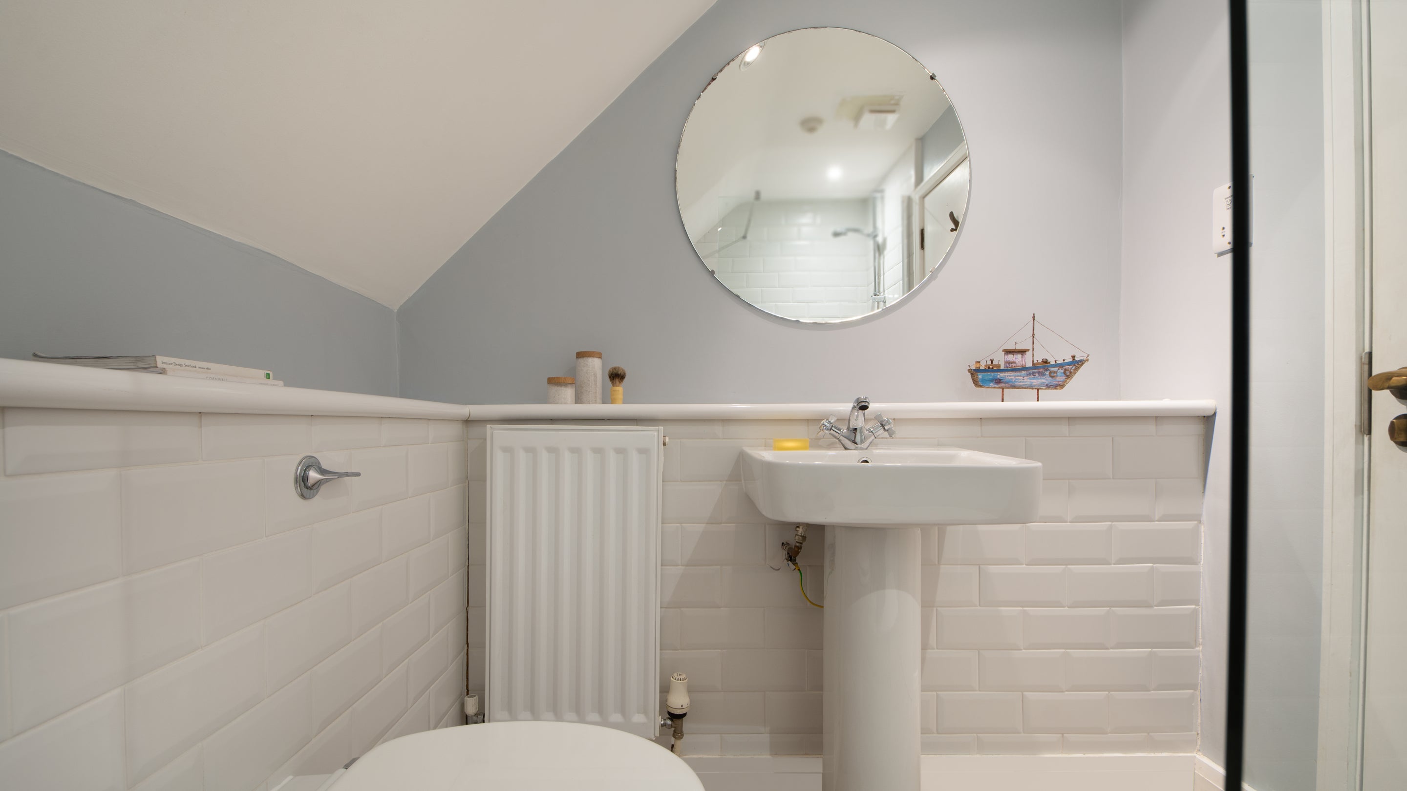 The shower room at Boatman's Loft, Yorkshire