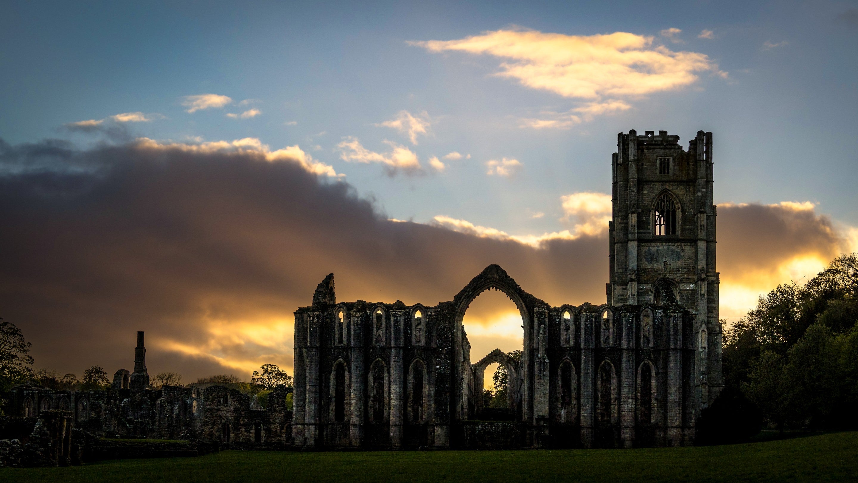 The ruins at Fountains Abbey at sunset, Yorkshire