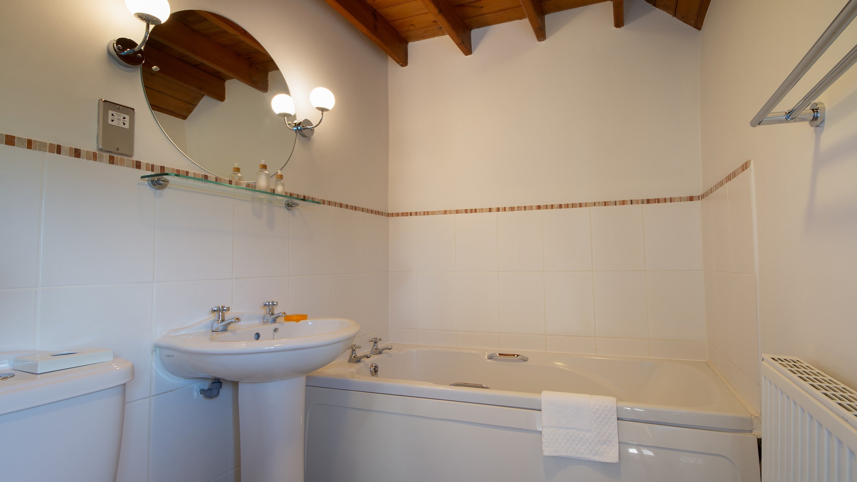 The bathroom at High Lidmoor Farmhouse, Yorkshire