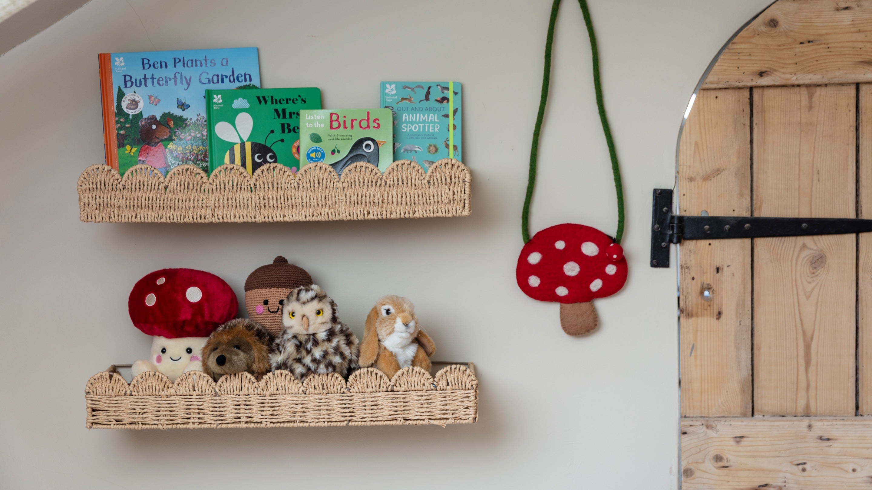 Books and soft toys for children from the 2025 autumn/winter collection