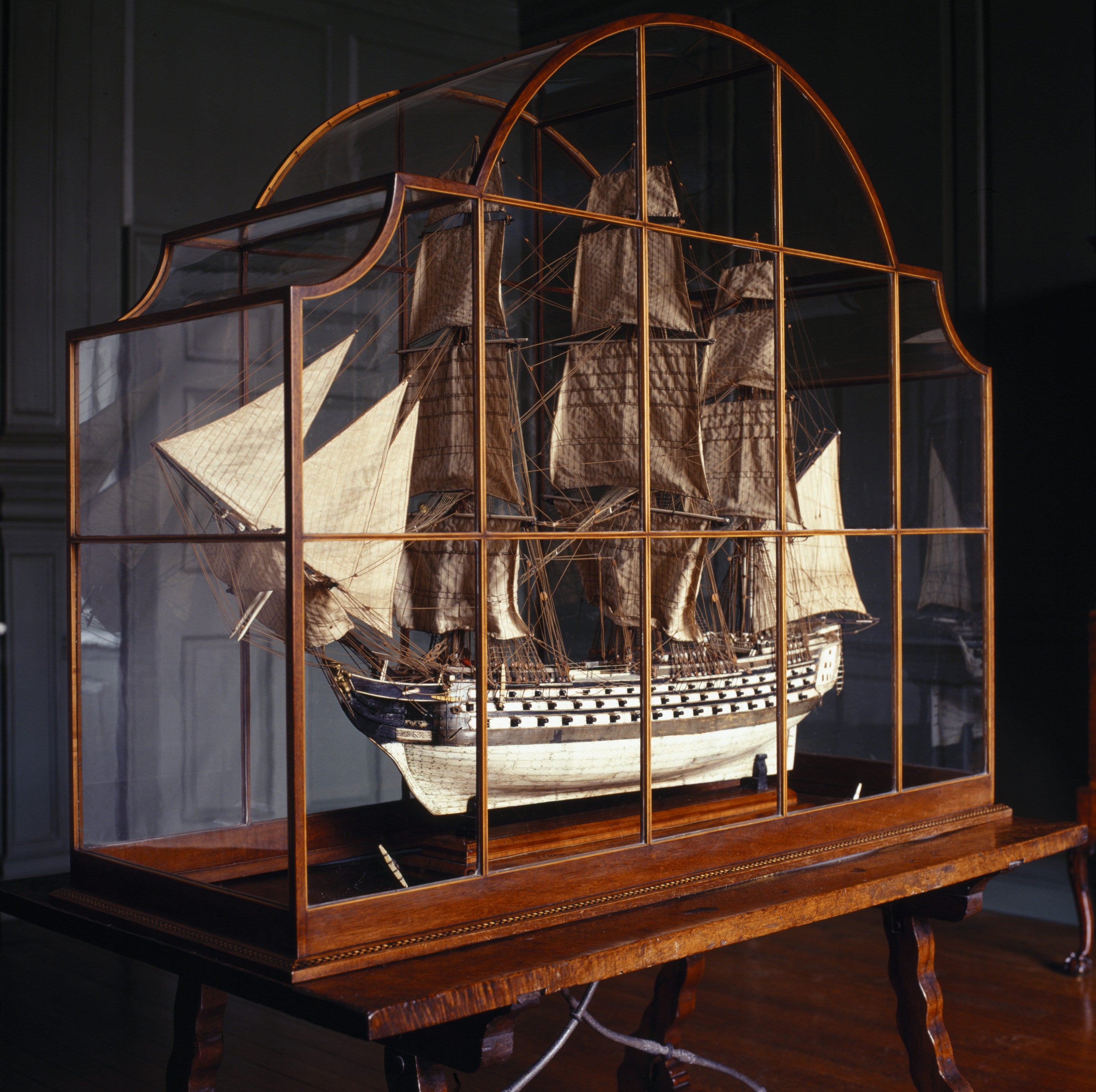 The model of a ship of the line in the Court Room of the Treasurer&#x27;s House, York
