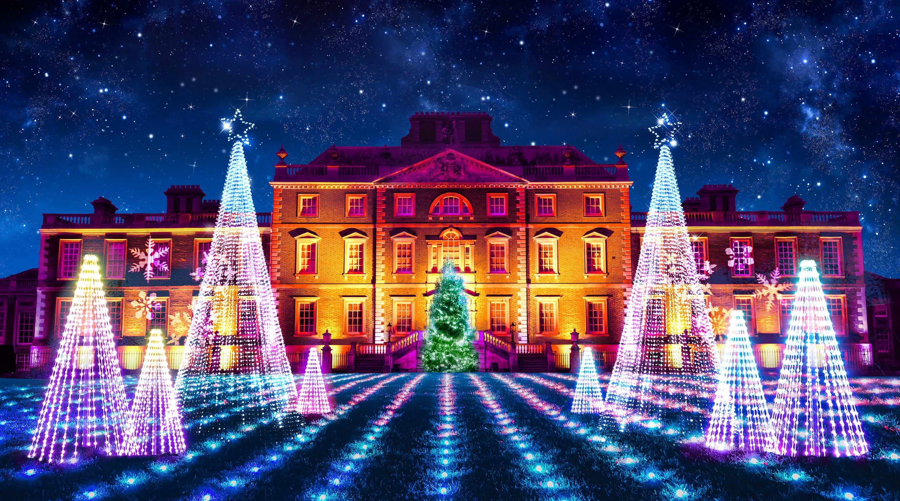 Wimpole Hall illuminated by Christmas lights