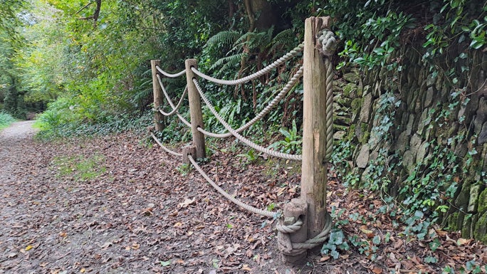 Lansallos beach path play trail
